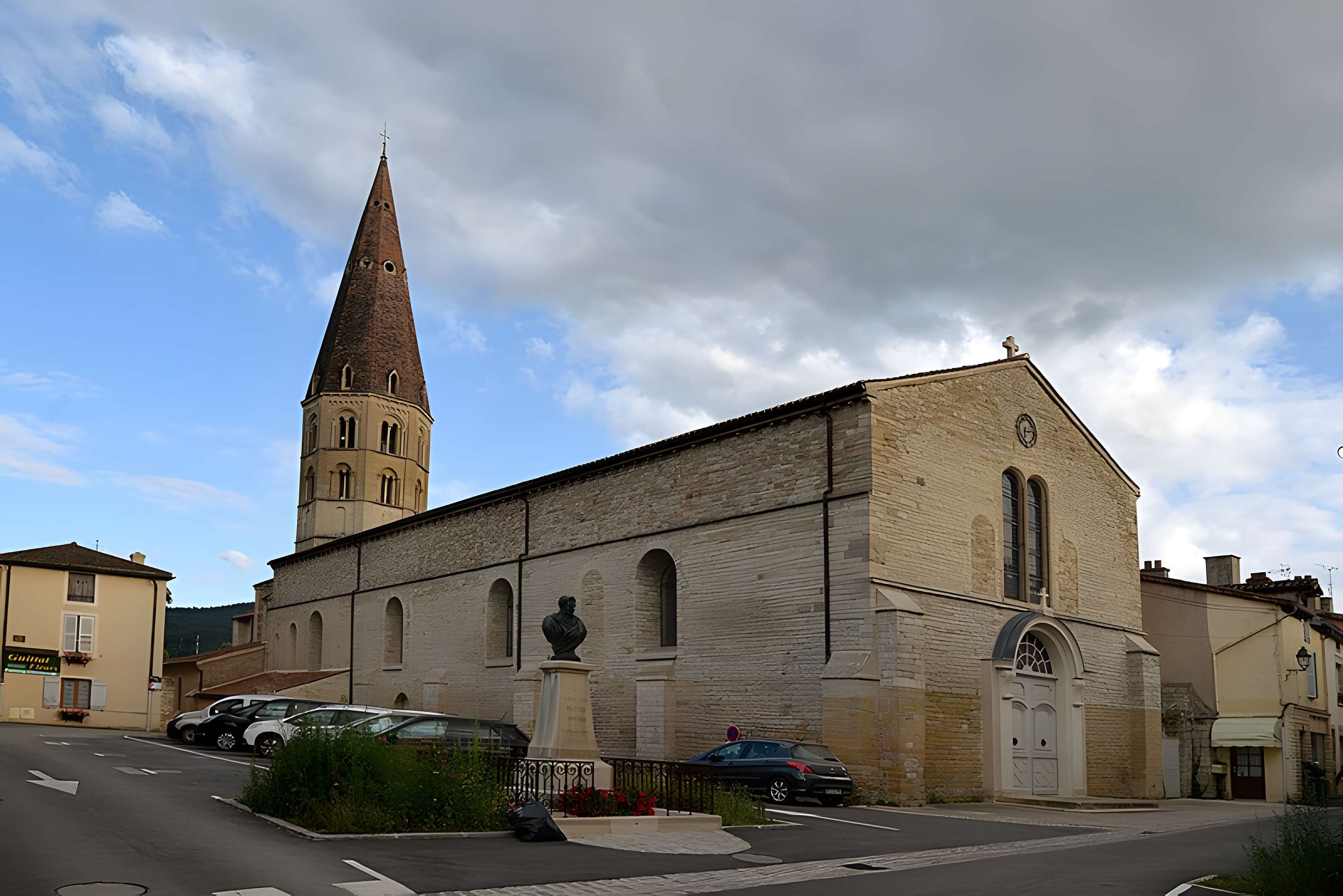 Église Saint-Marcel de Cluny