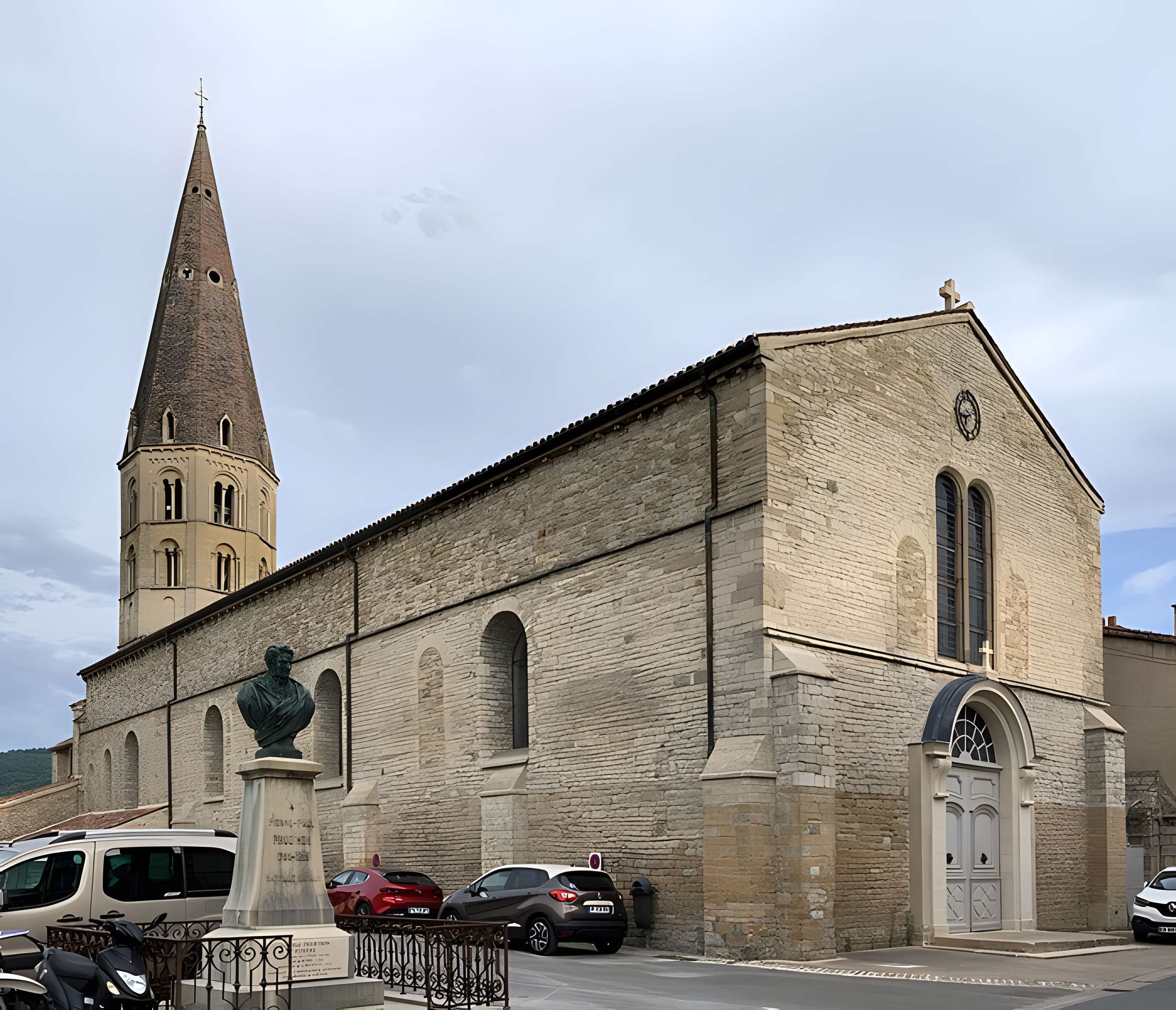 Église Saint-Marcel de Cluny