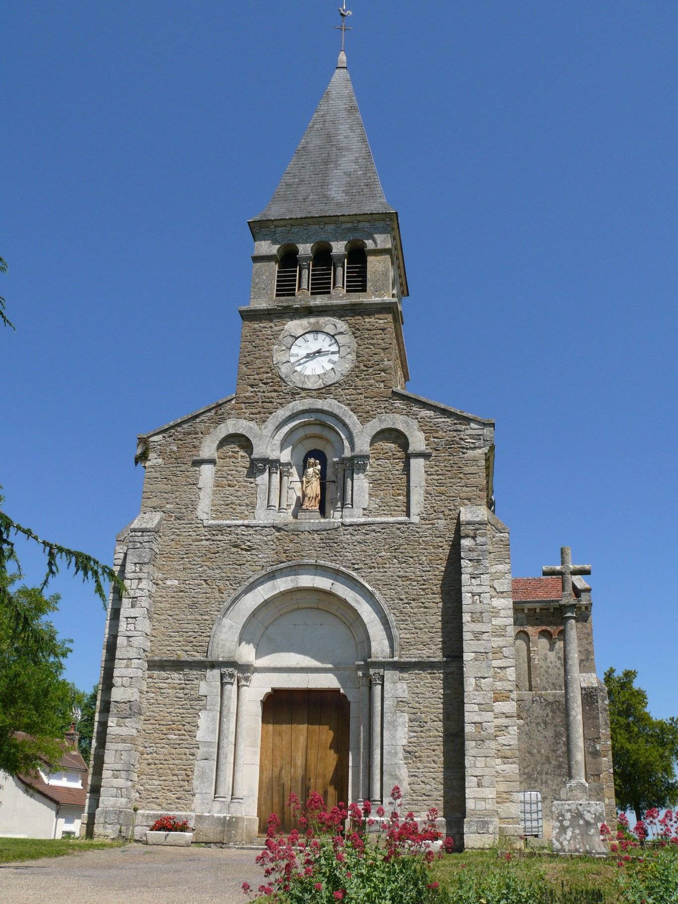 Photo de Saint-Maurice Kerk van Juli-lès-Buxy