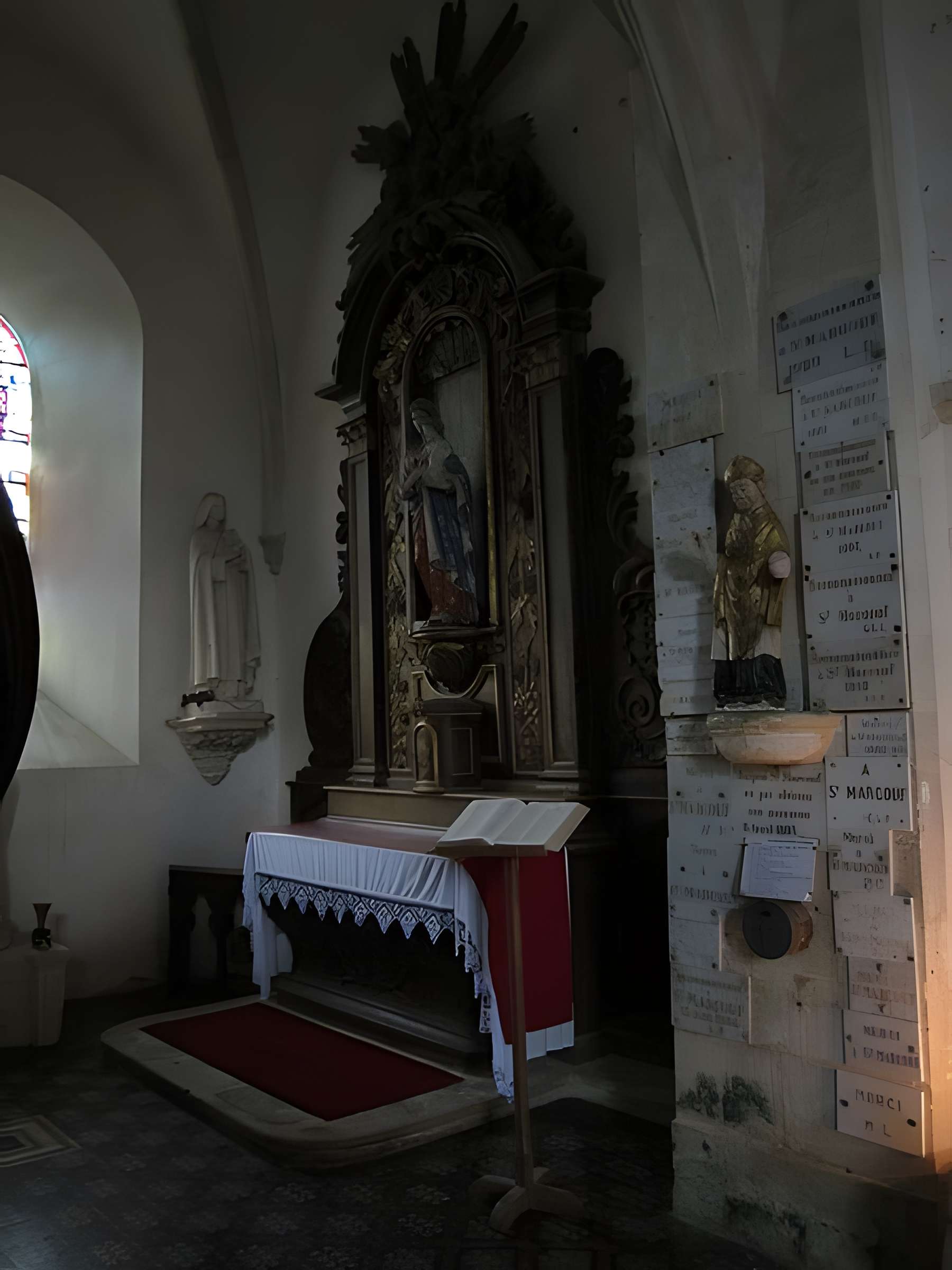 Église Saint-Marcouf de Saint-Marcouf