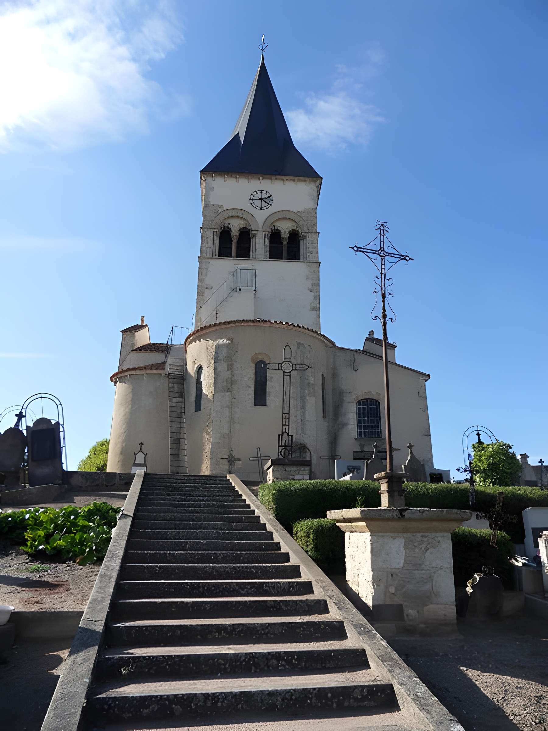 Église Saint-Martial de Contigny