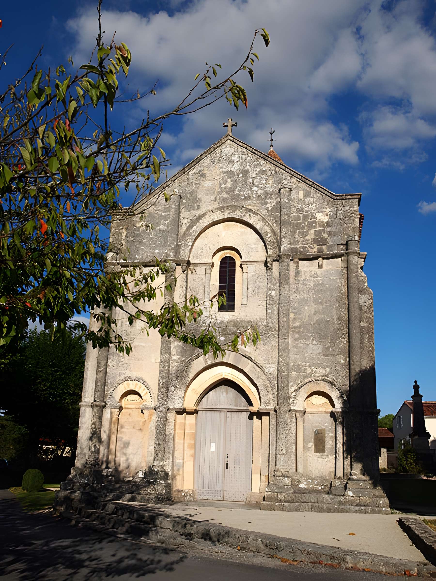 Église Saint-Martial de Mouton