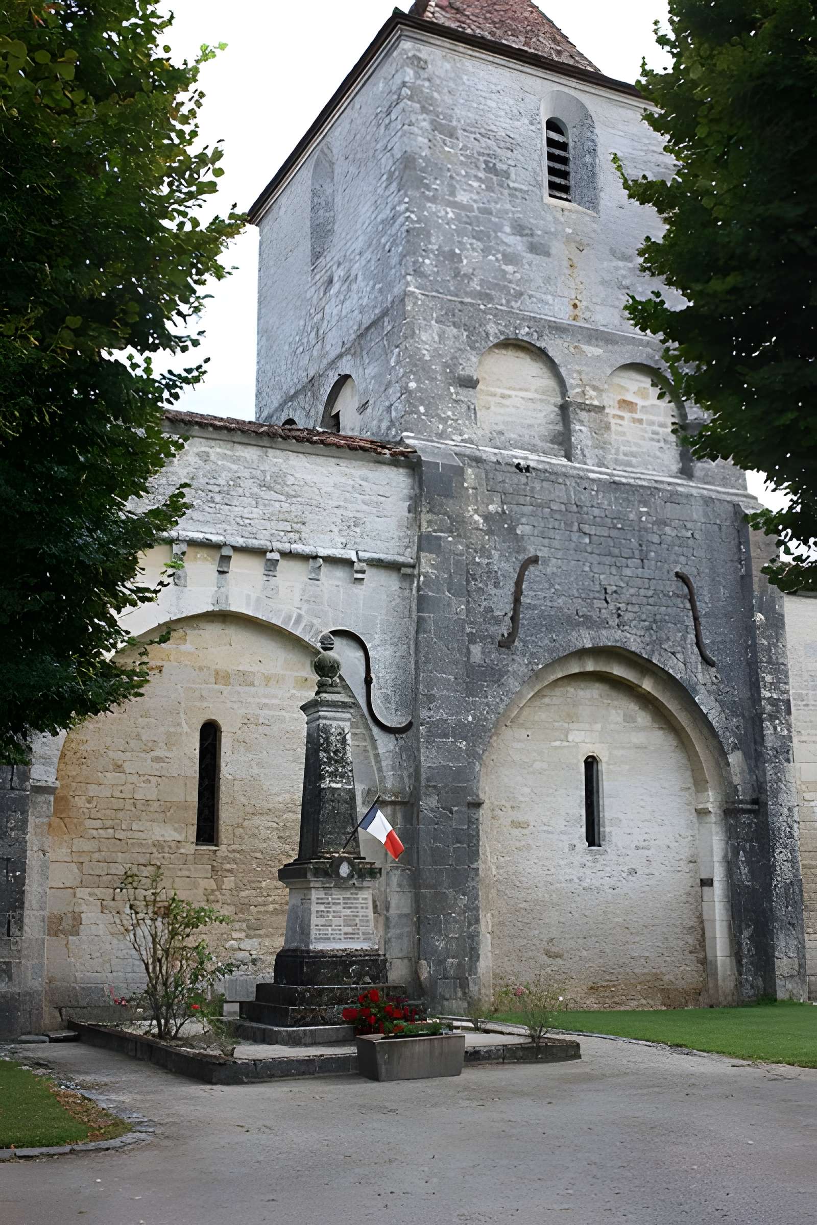 Église Saint-Martial de Mouton