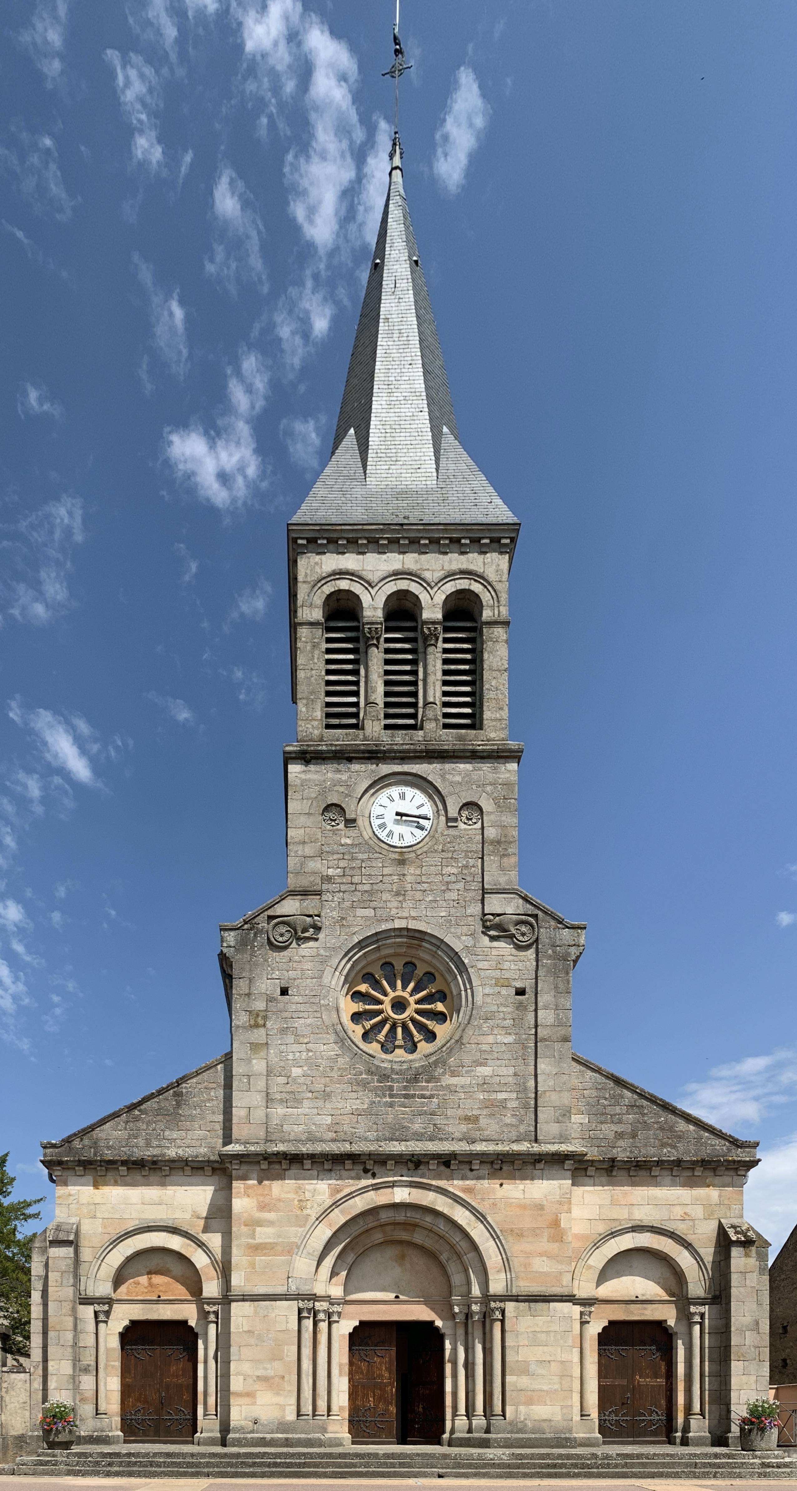 Photo de Église Sainte-Madeleine de Saint-Bonnet-de-Joux