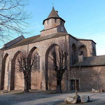 Église Saint-Martial de Rieupeyroux