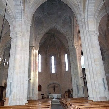 Église Saint-Martial de Rieupeyroux