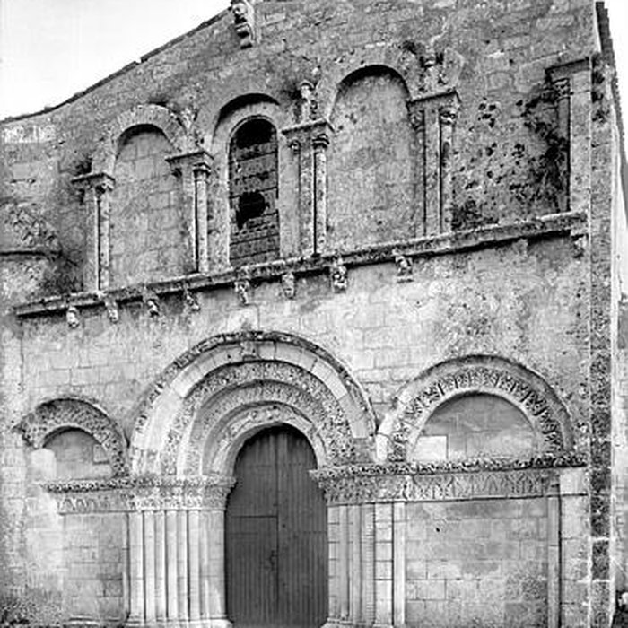 Photo de Église Saint-Martial du Douhet