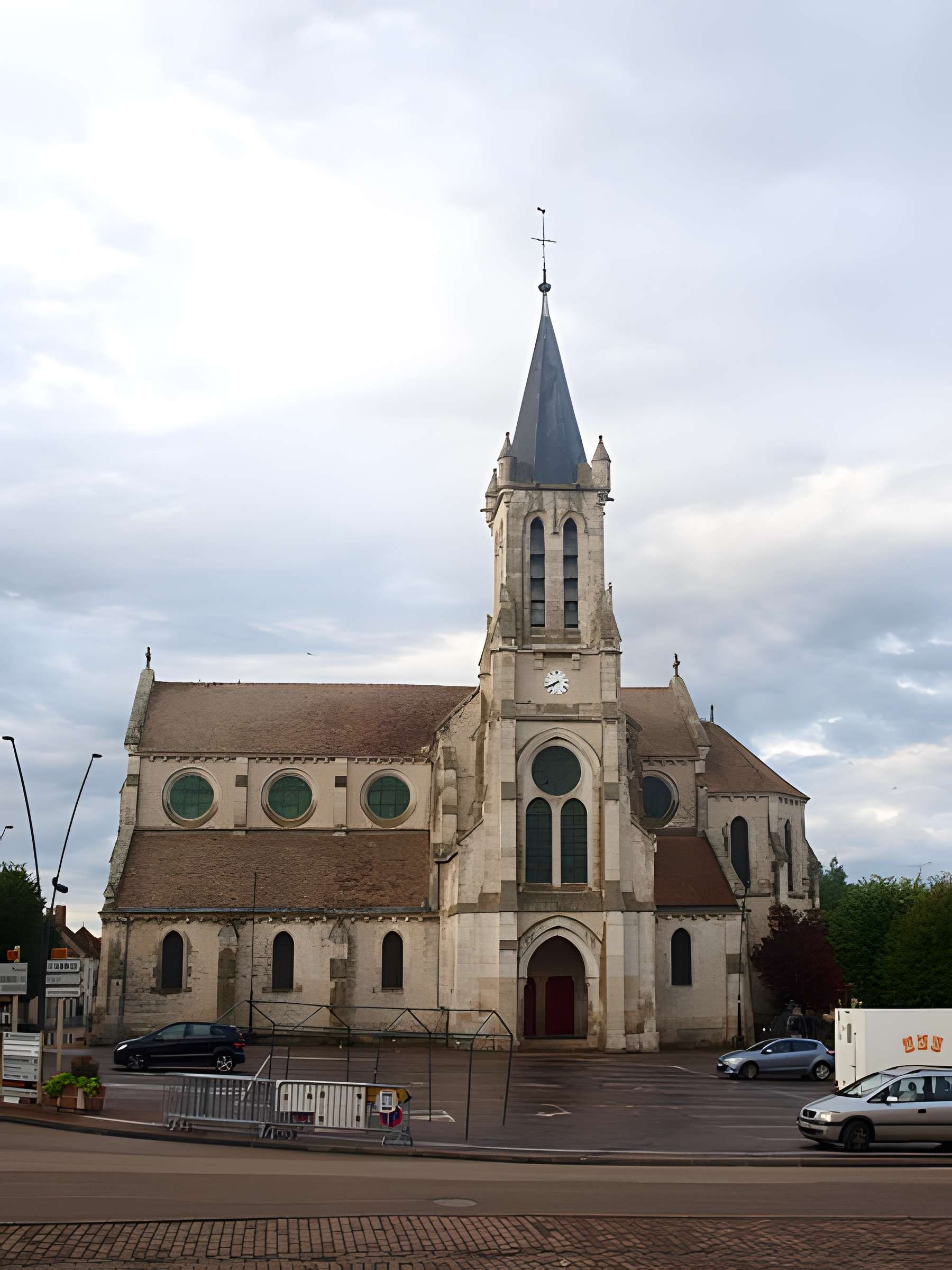 Église Saint-Martin d'Aillant-sur-Tholon
