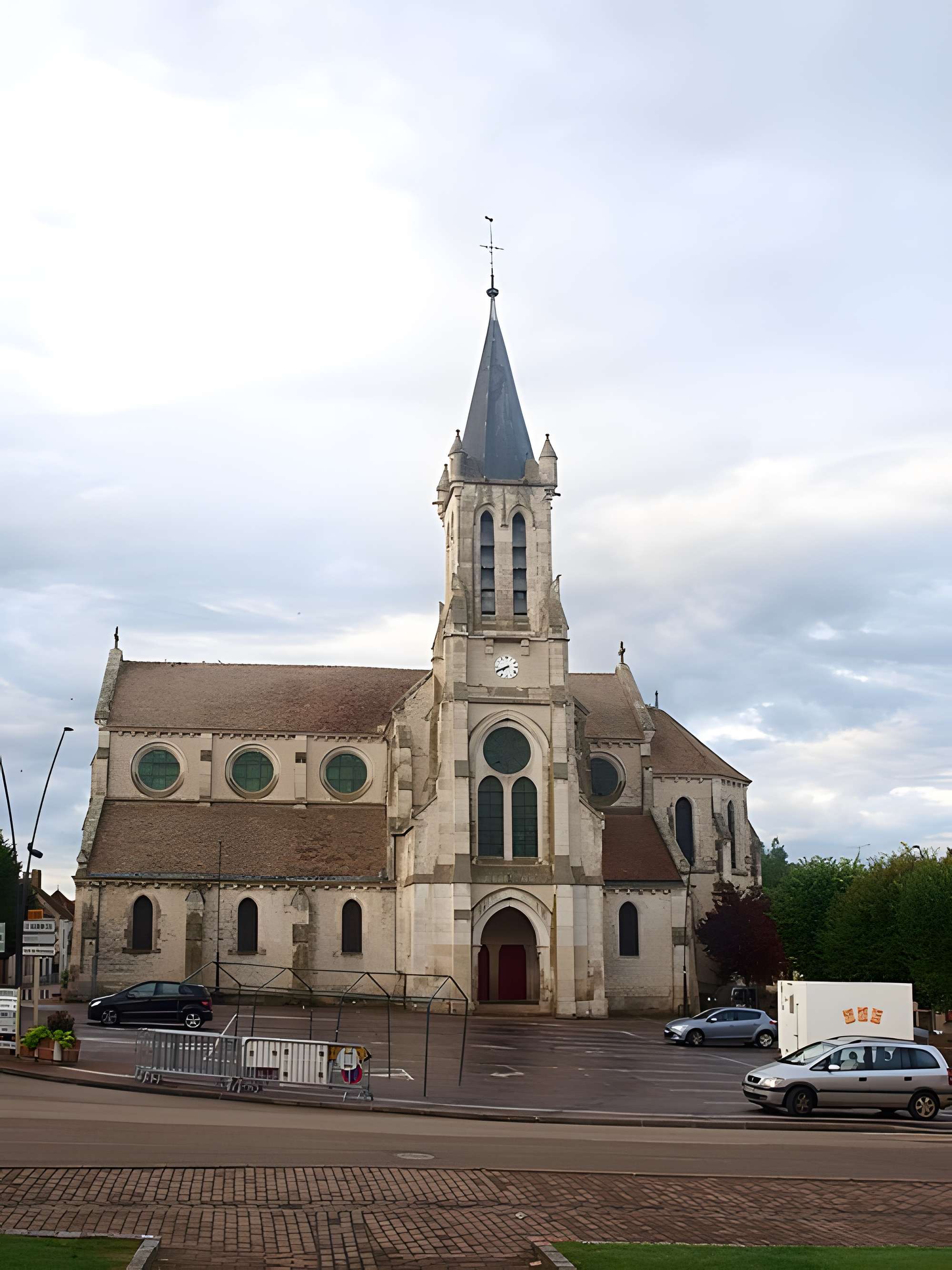 Église Saint-Martin d'Aillant-sur-Tholon