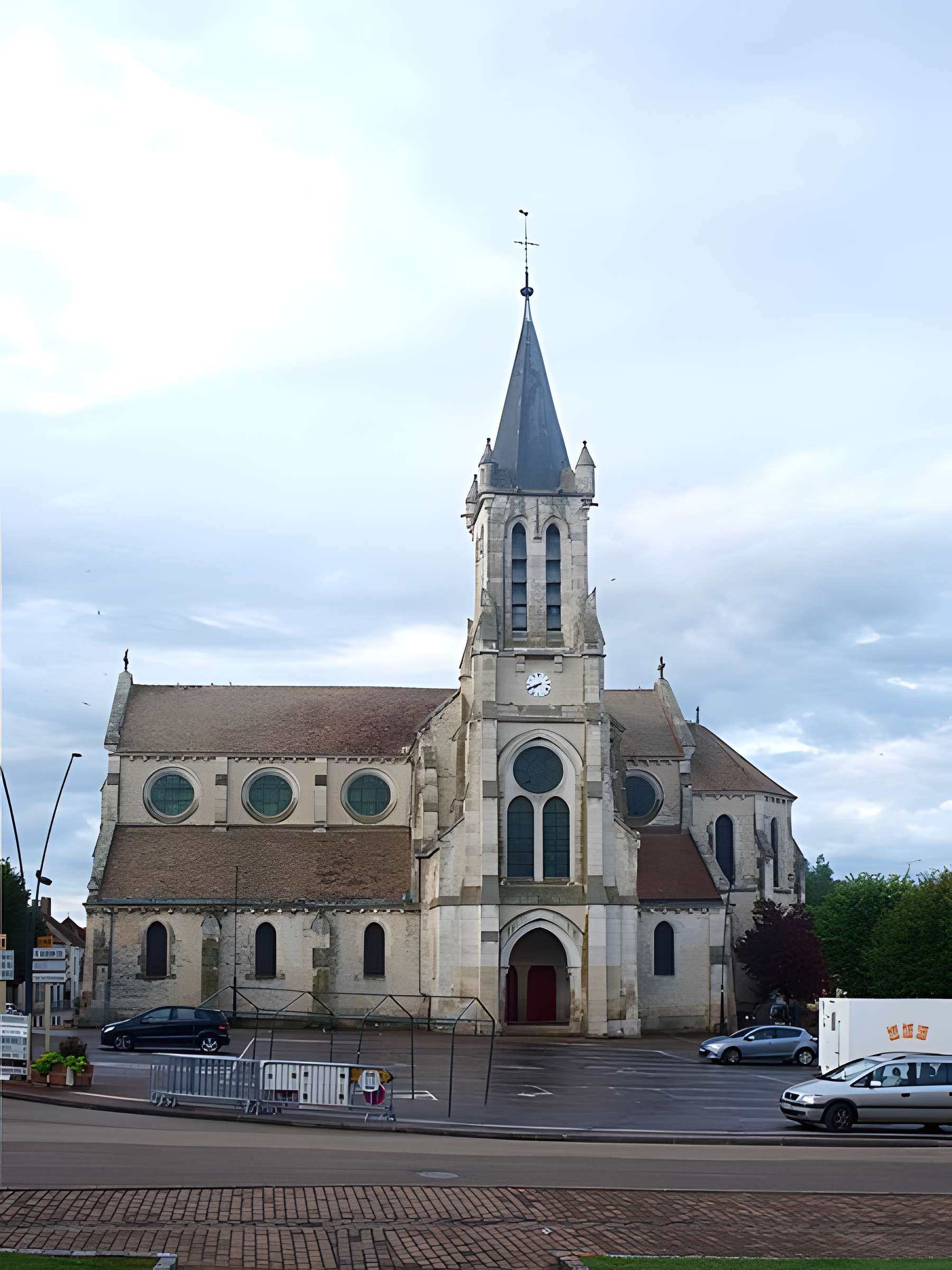 Église Saint-Martin d'Aillant-sur-Tholon