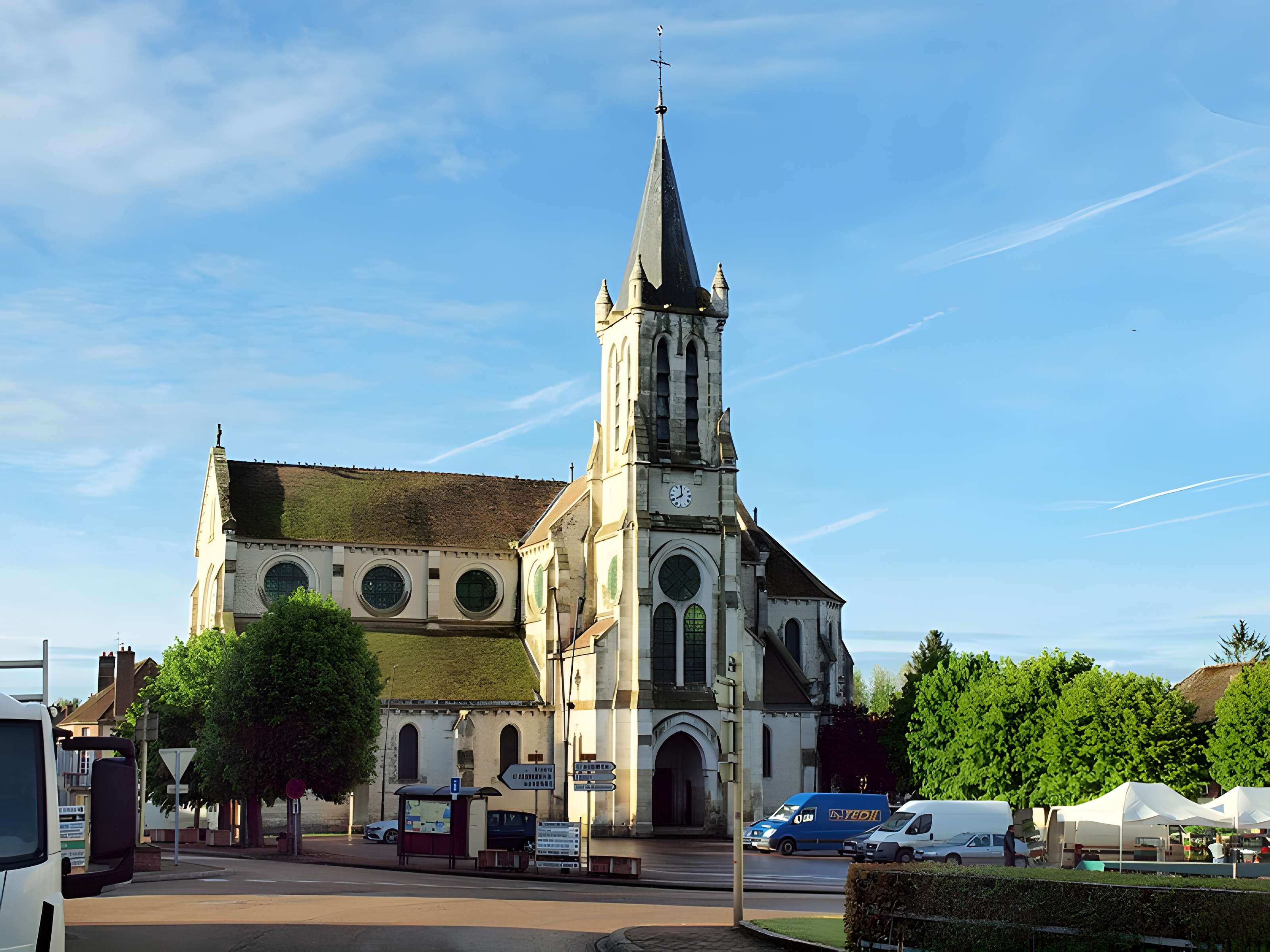 Église Saint-Martin d'Aillant-sur-Tholon