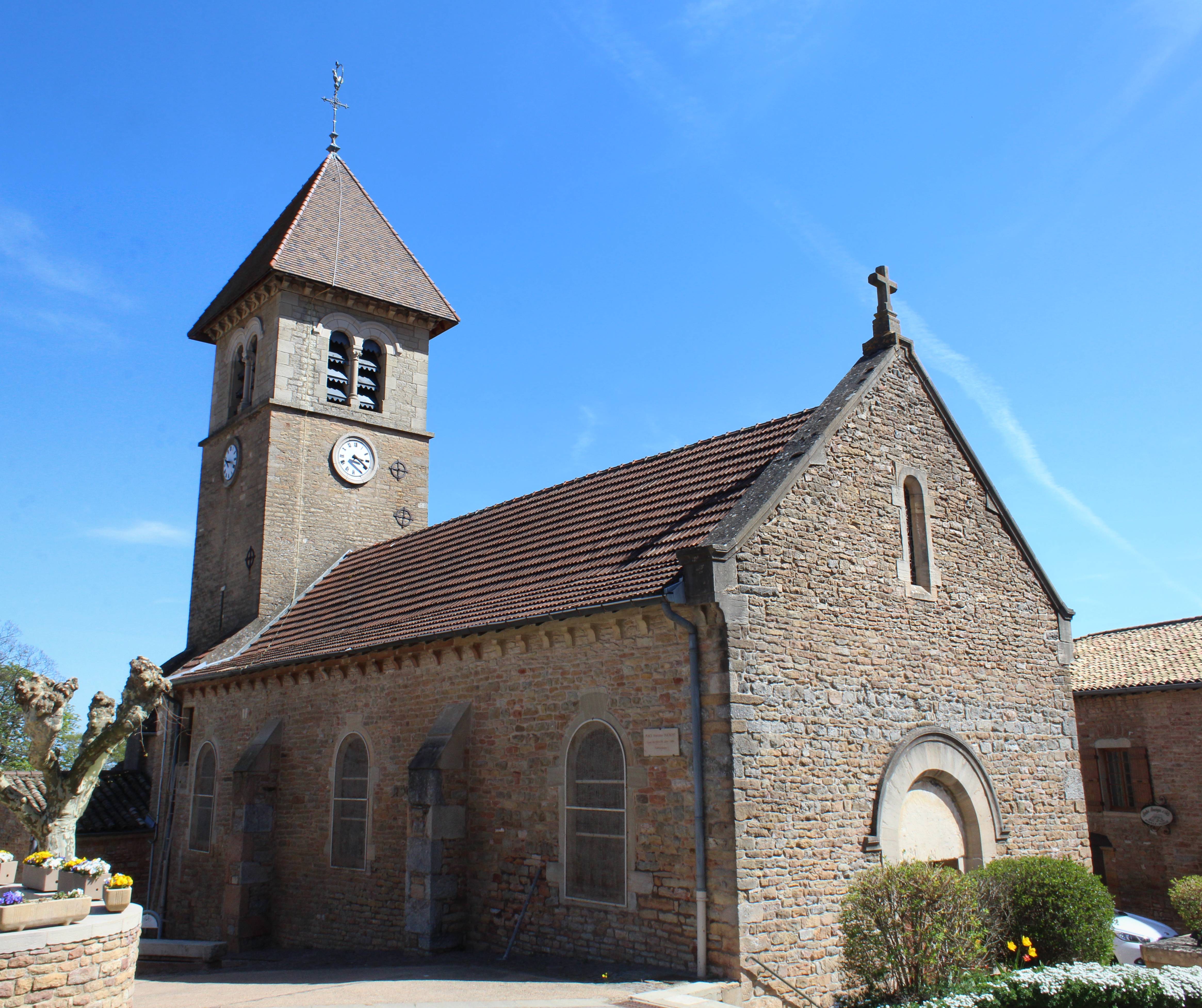 Photo de Chiesa di San Pietro di Solutré