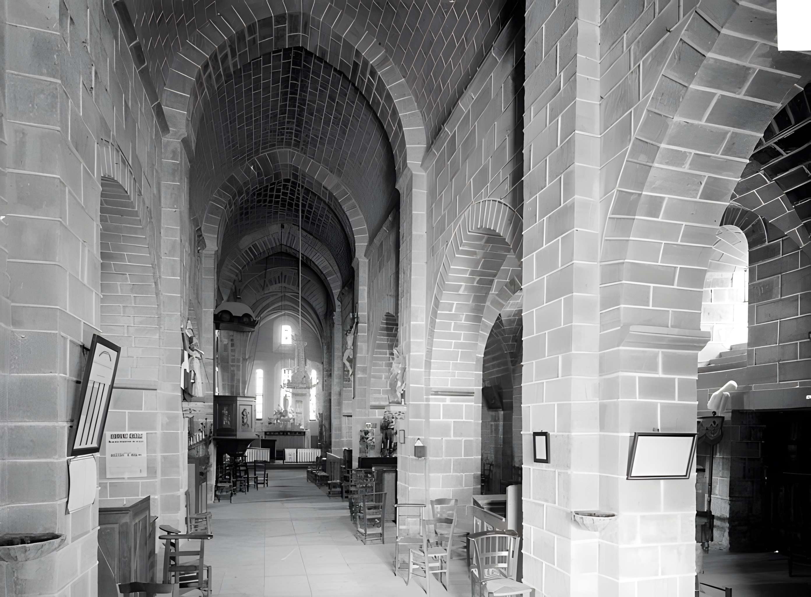 Église Saint-Martin de Bessay-sur-Allier