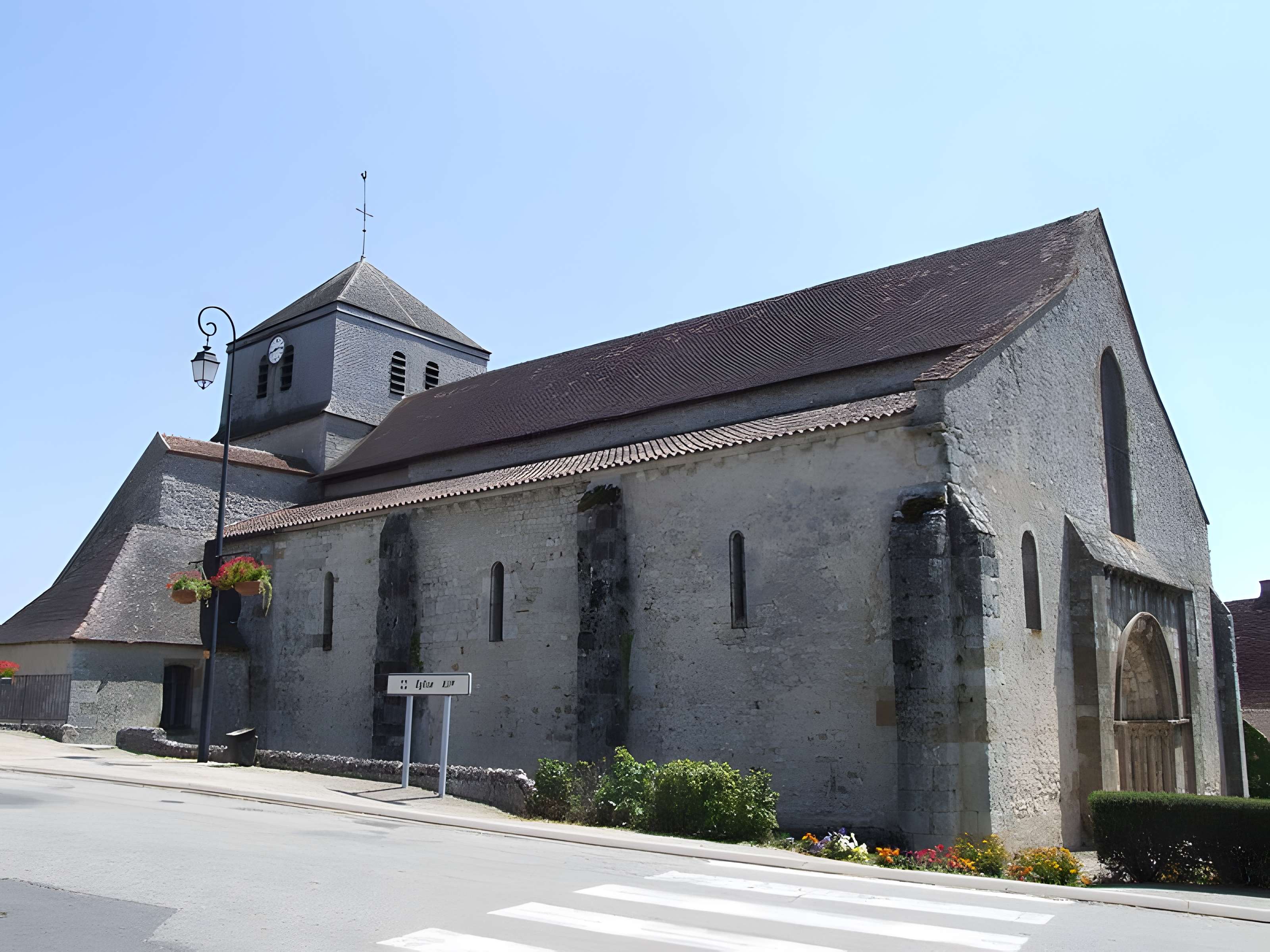 Église Saint-Martin de Besson 