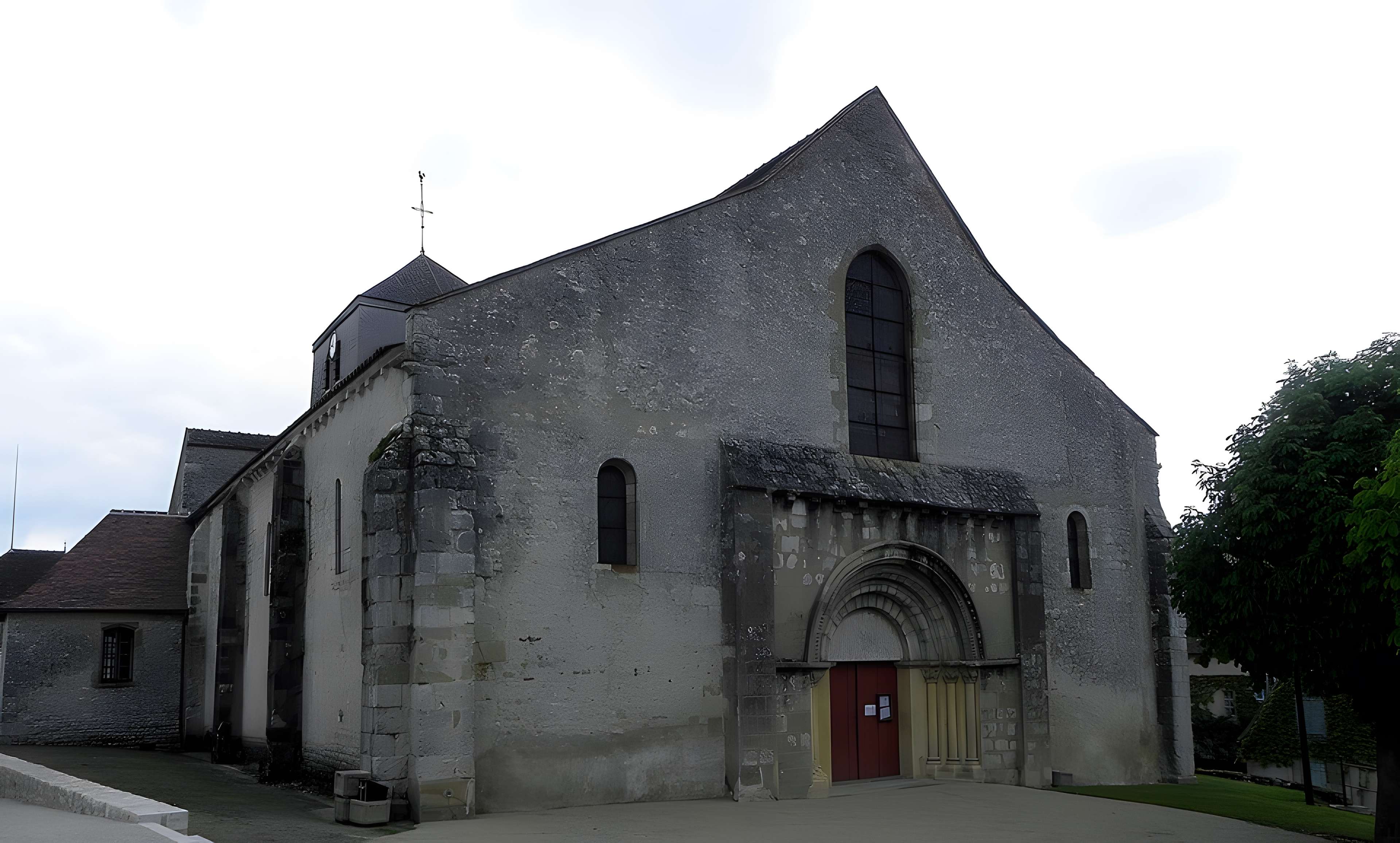 Église Saint-Martin de Besson