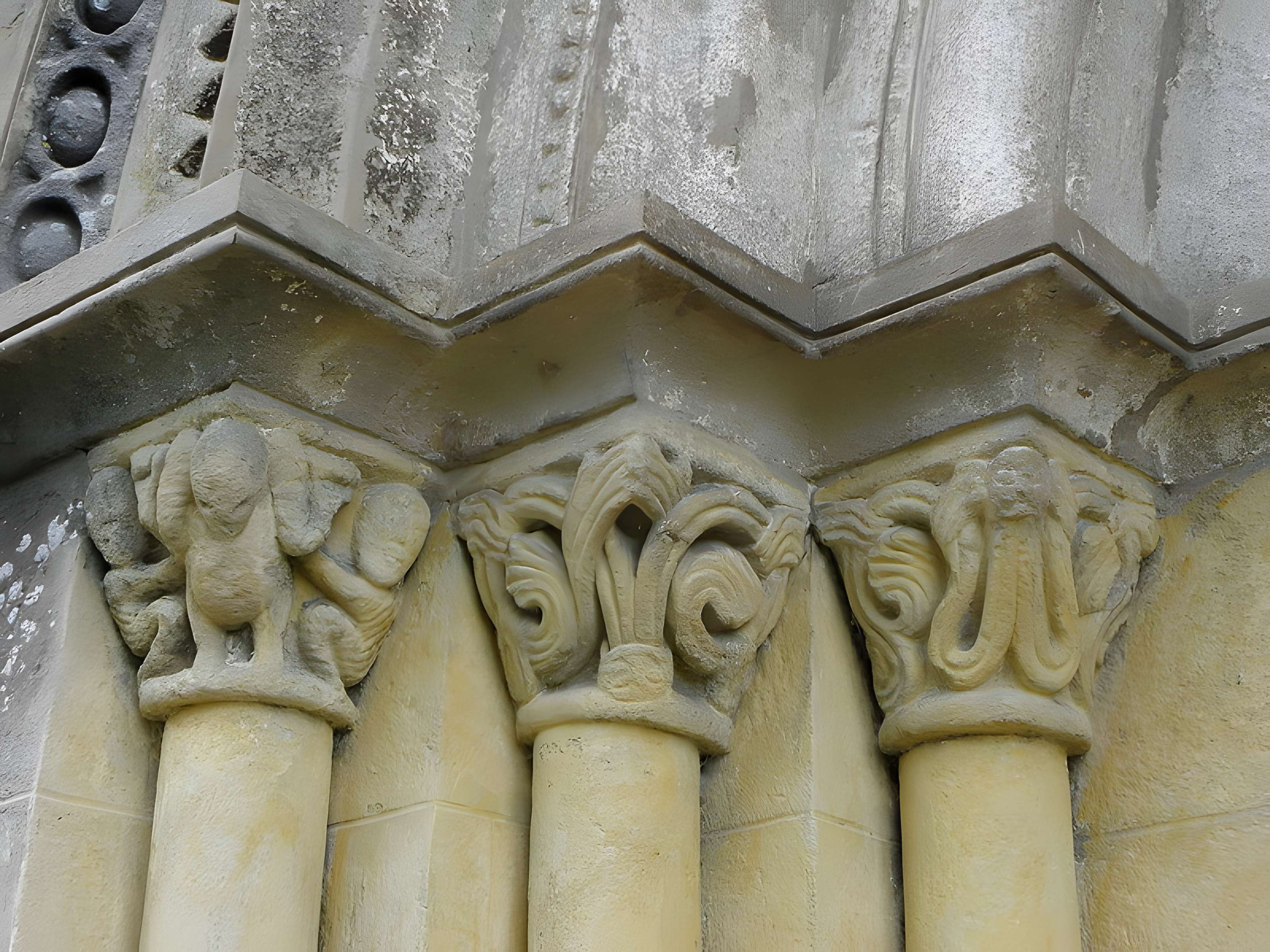 Église Saint-Martin de Besson