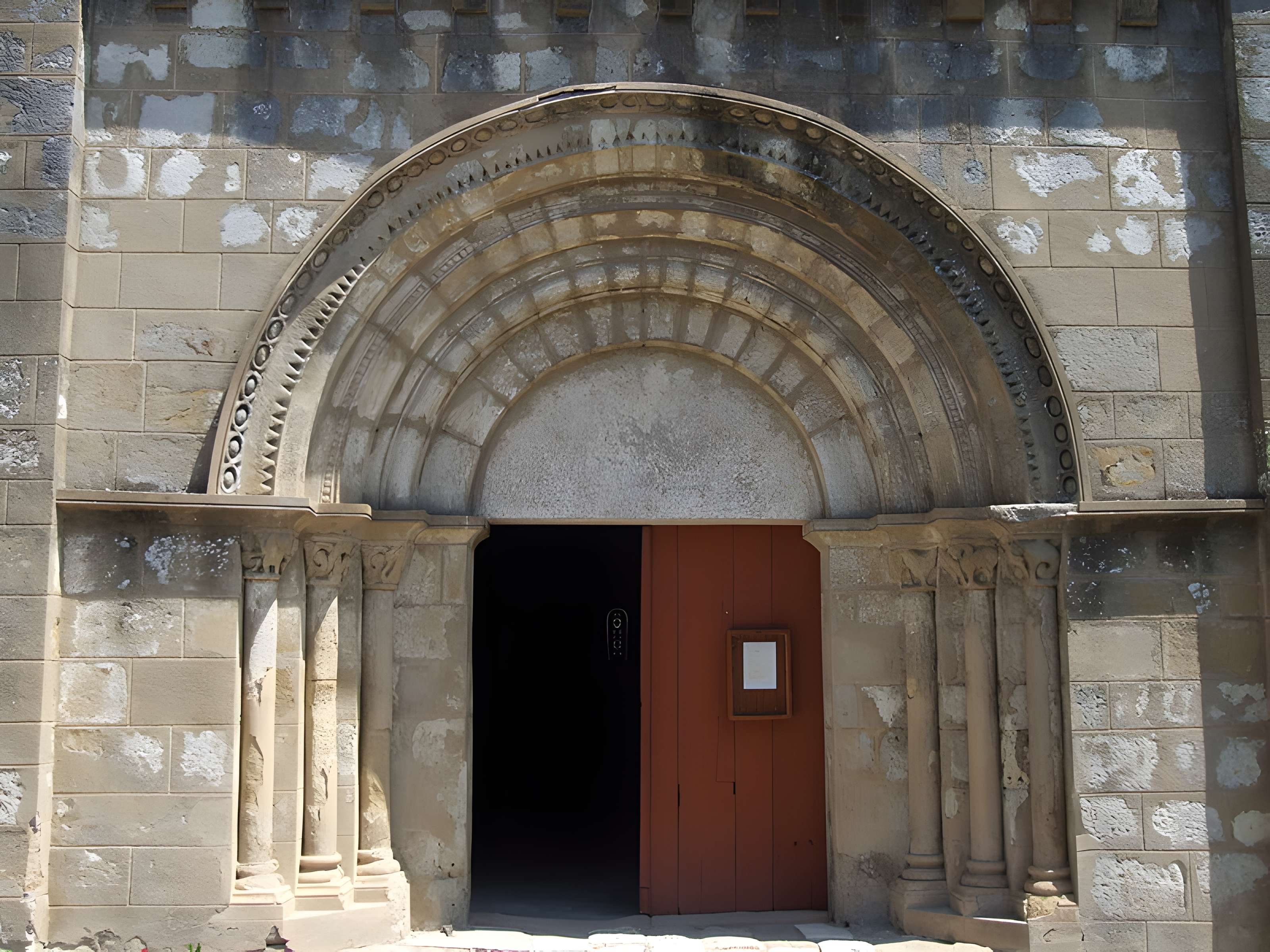 Église Saint-Martin de Besson