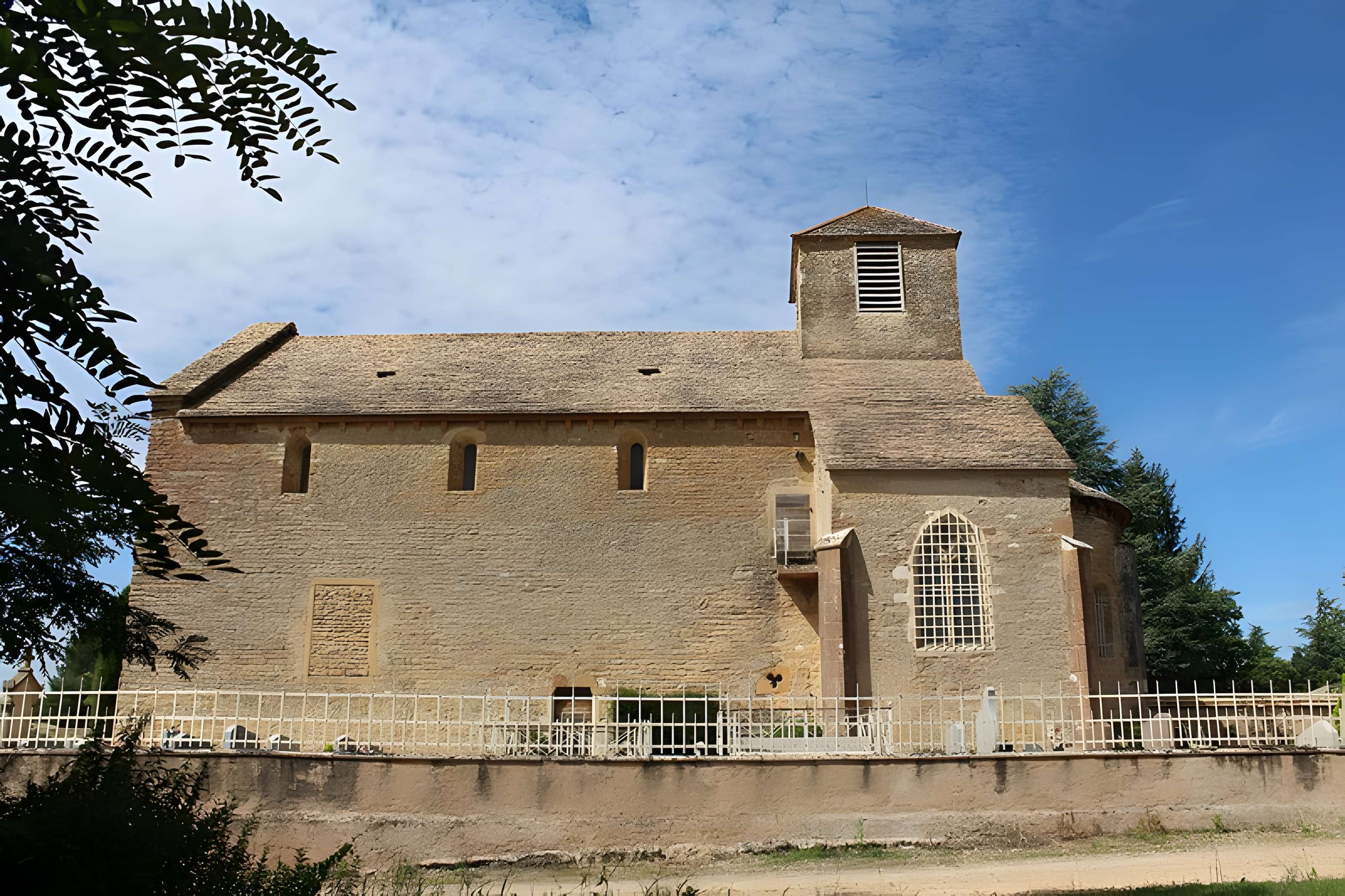 Église Saint-Martin de Bey