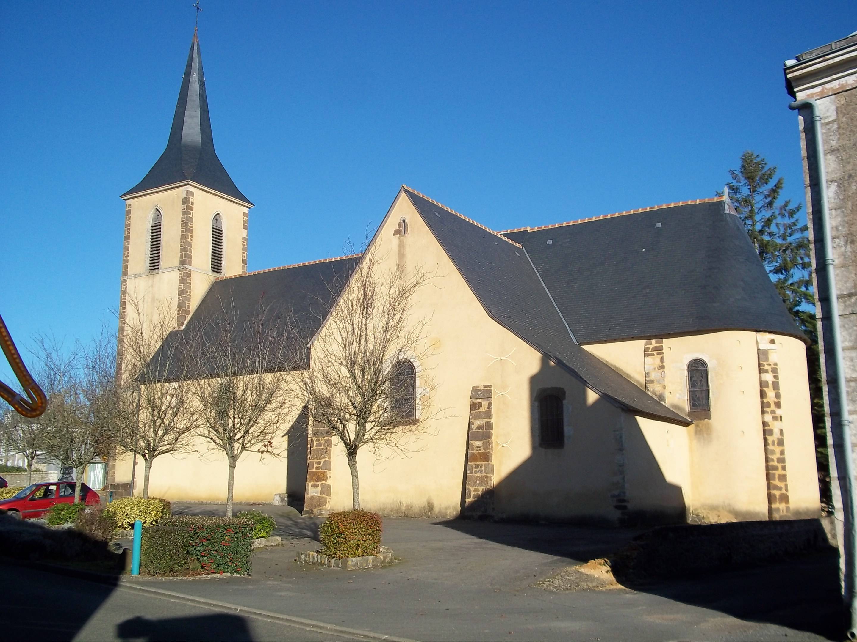 Photo de Kirche Saint Martin von Pezé-le-Robert