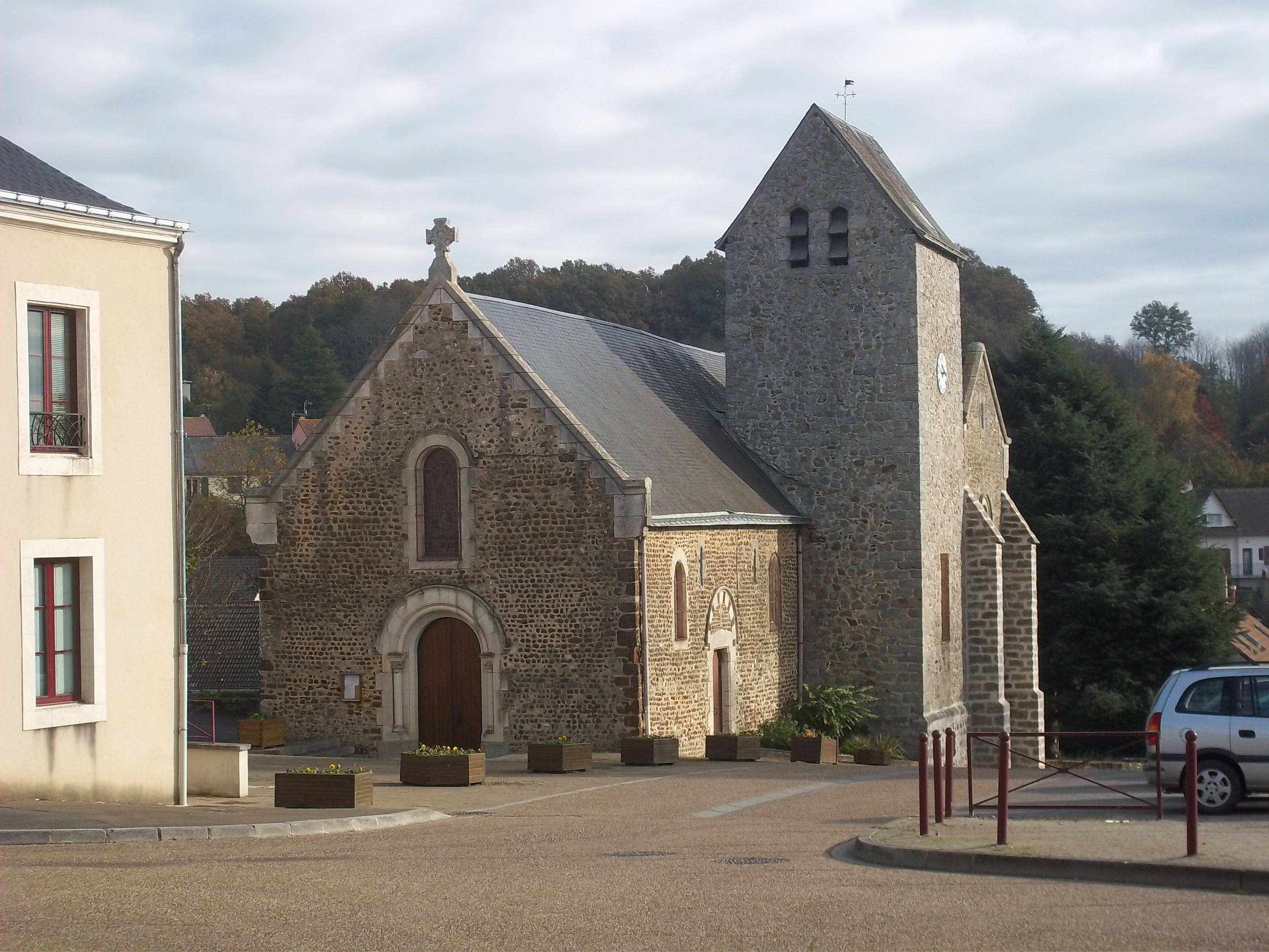 Photo de Église Saint-Pierre de Pruillé-le-Chétif