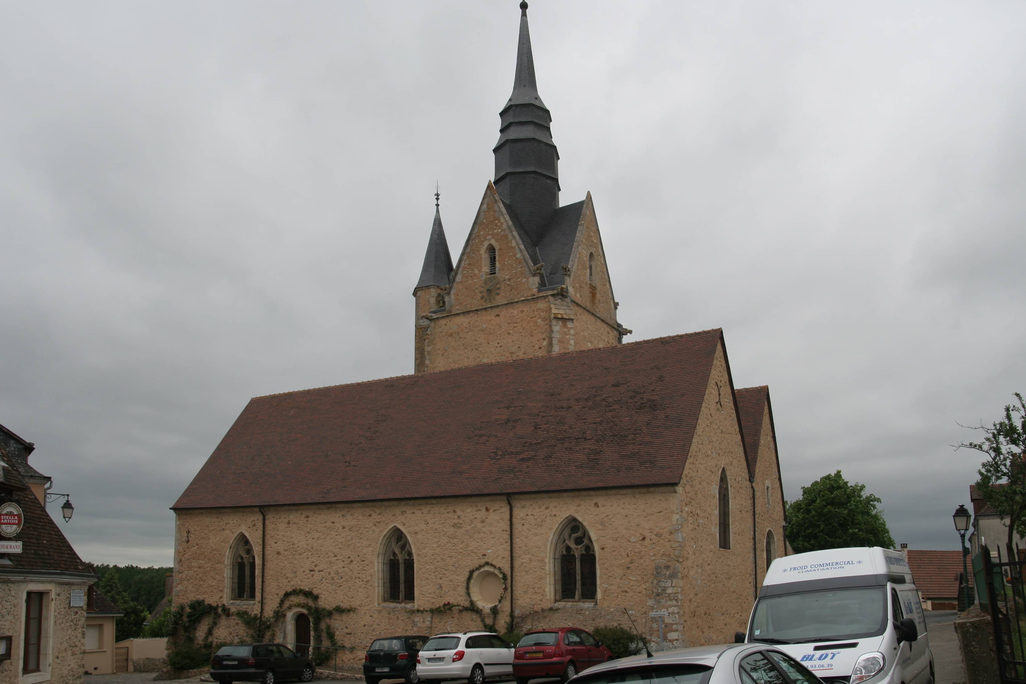Photo de Église Saint-Hilaire de Villaines-la-Gonais