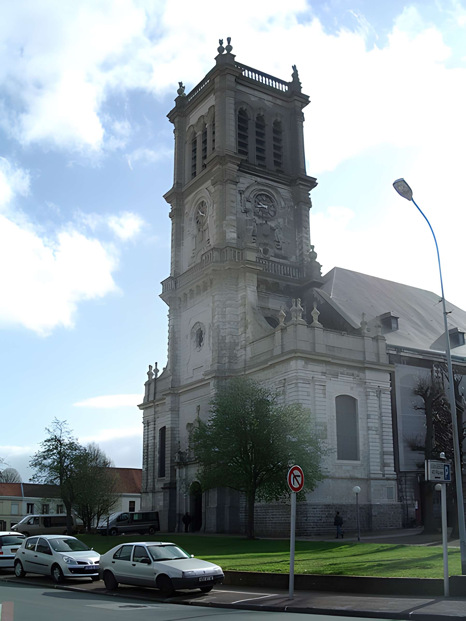 Église Saint-Martin de Carvin