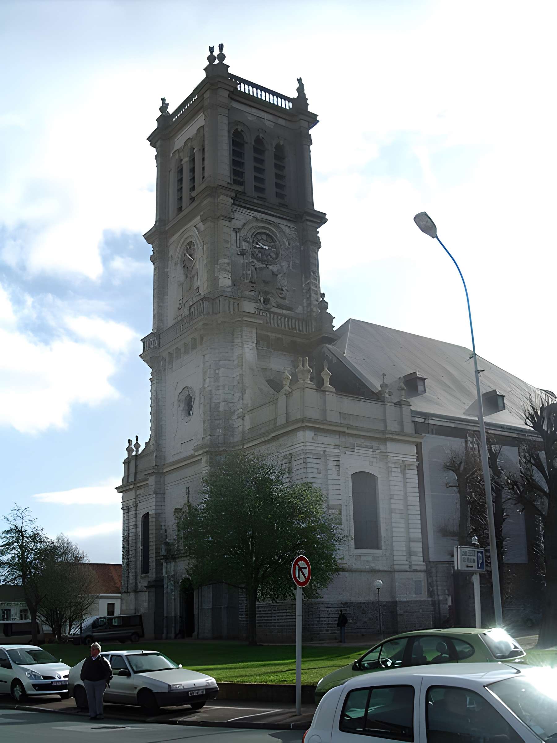 Église Saint-Martin de Carvin