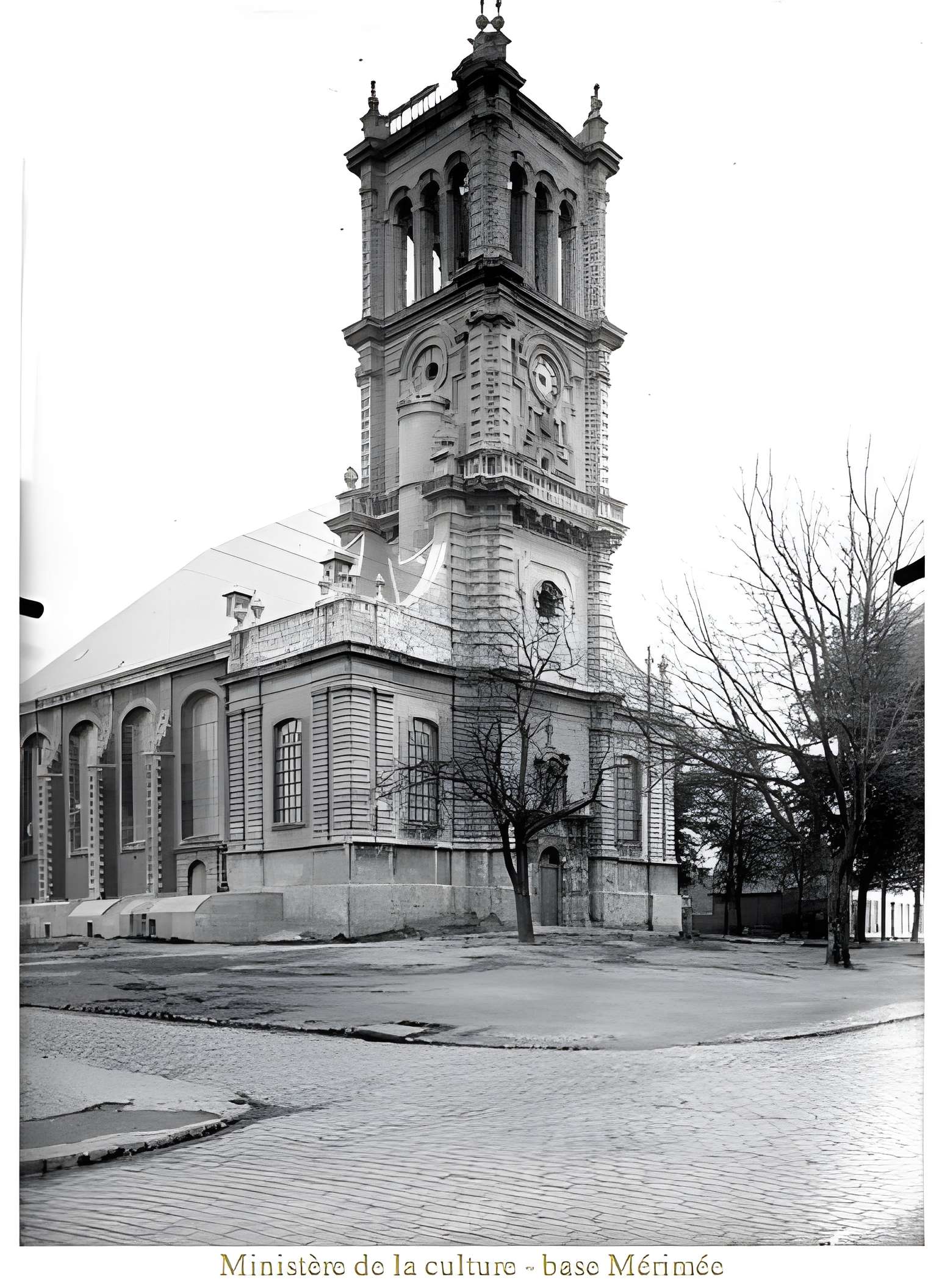 Église Saint-Martin de Carvin