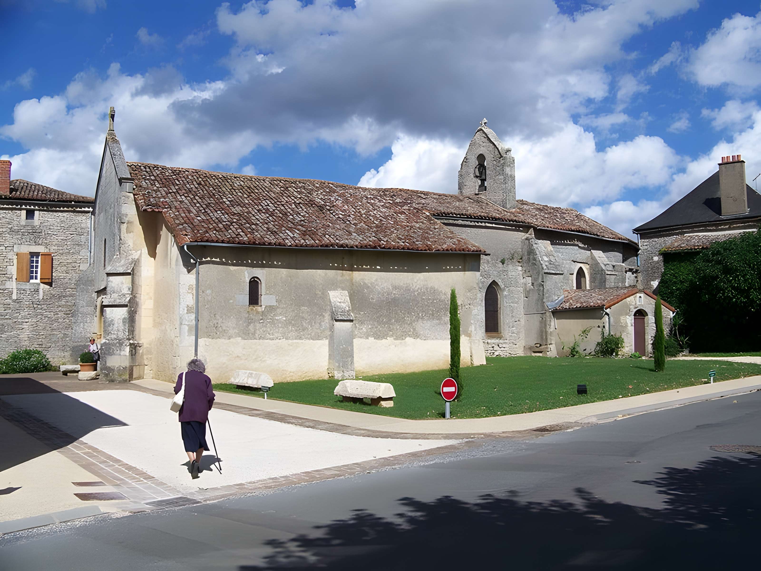 Église Saint-Martin de Champniers 