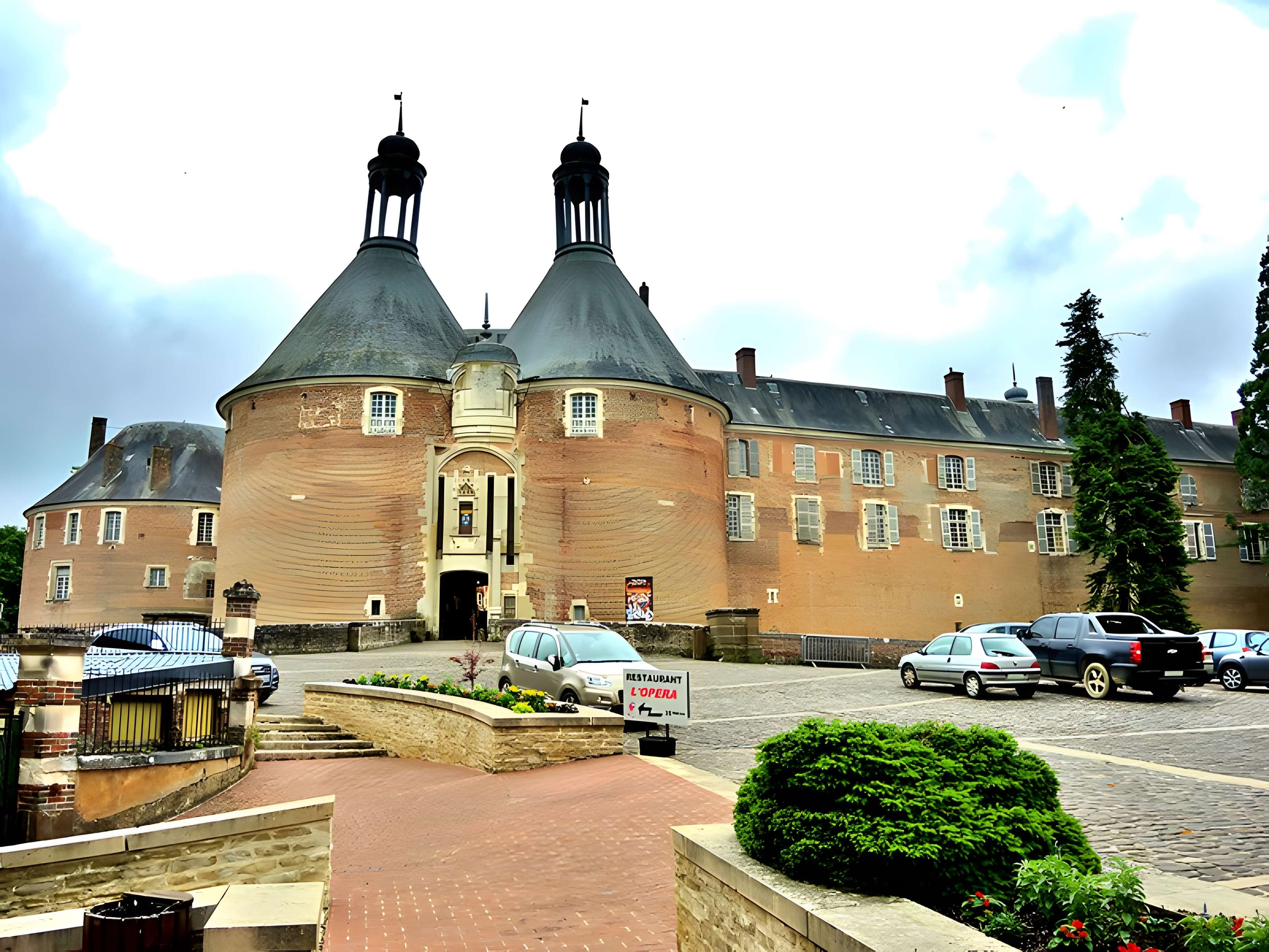 Château de Saint-Fargeau