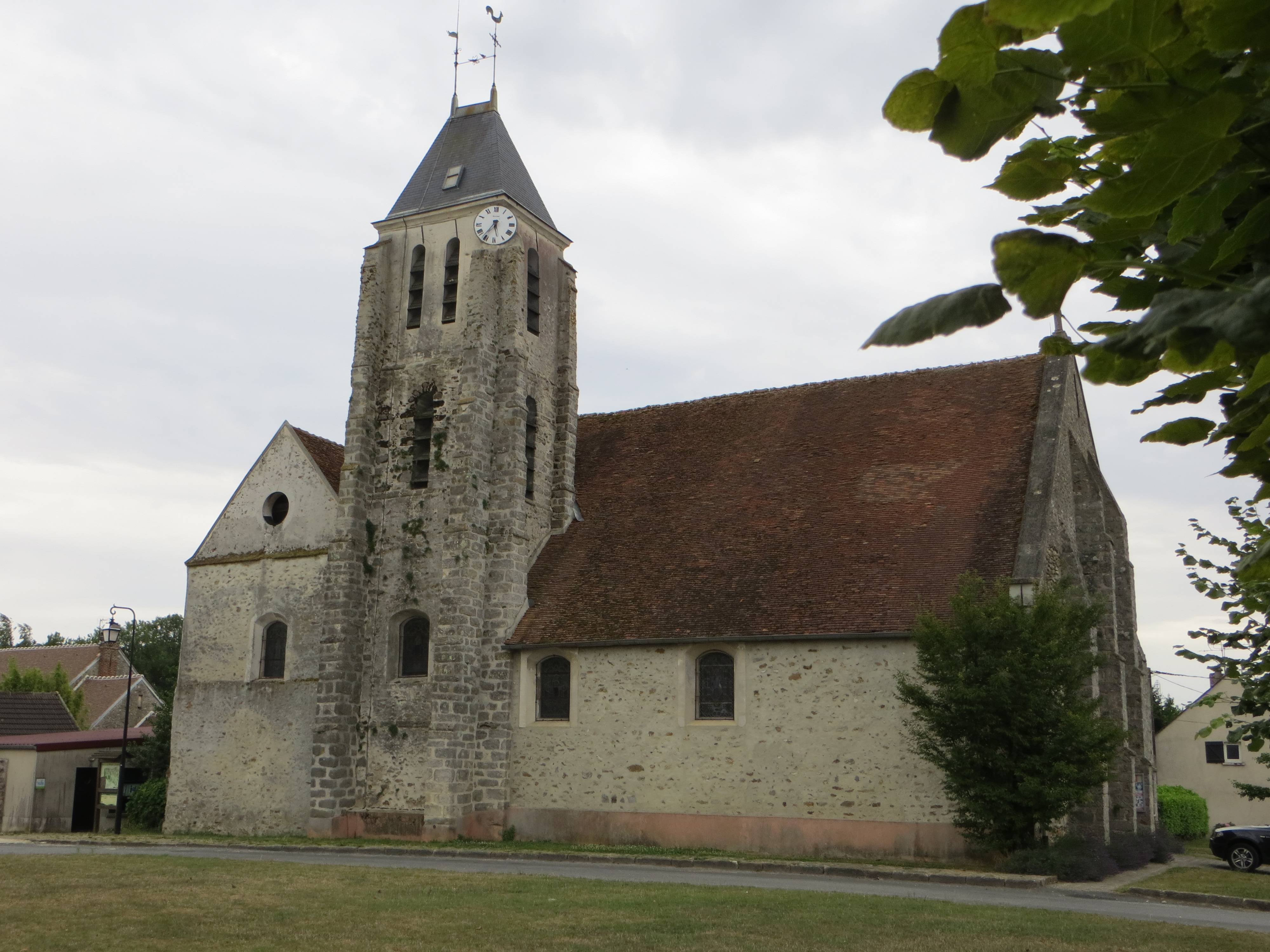Photo de Église Sainte-Anne de Beautheil