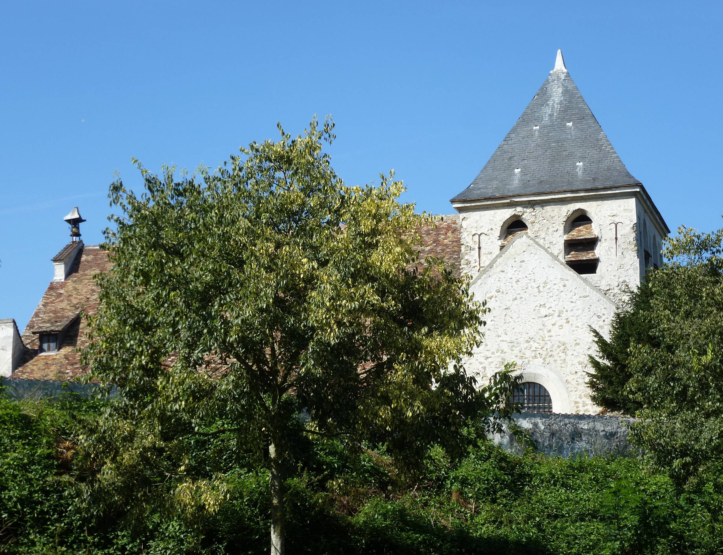 Photo de Église de la Sainte-Trinité de Charmentray