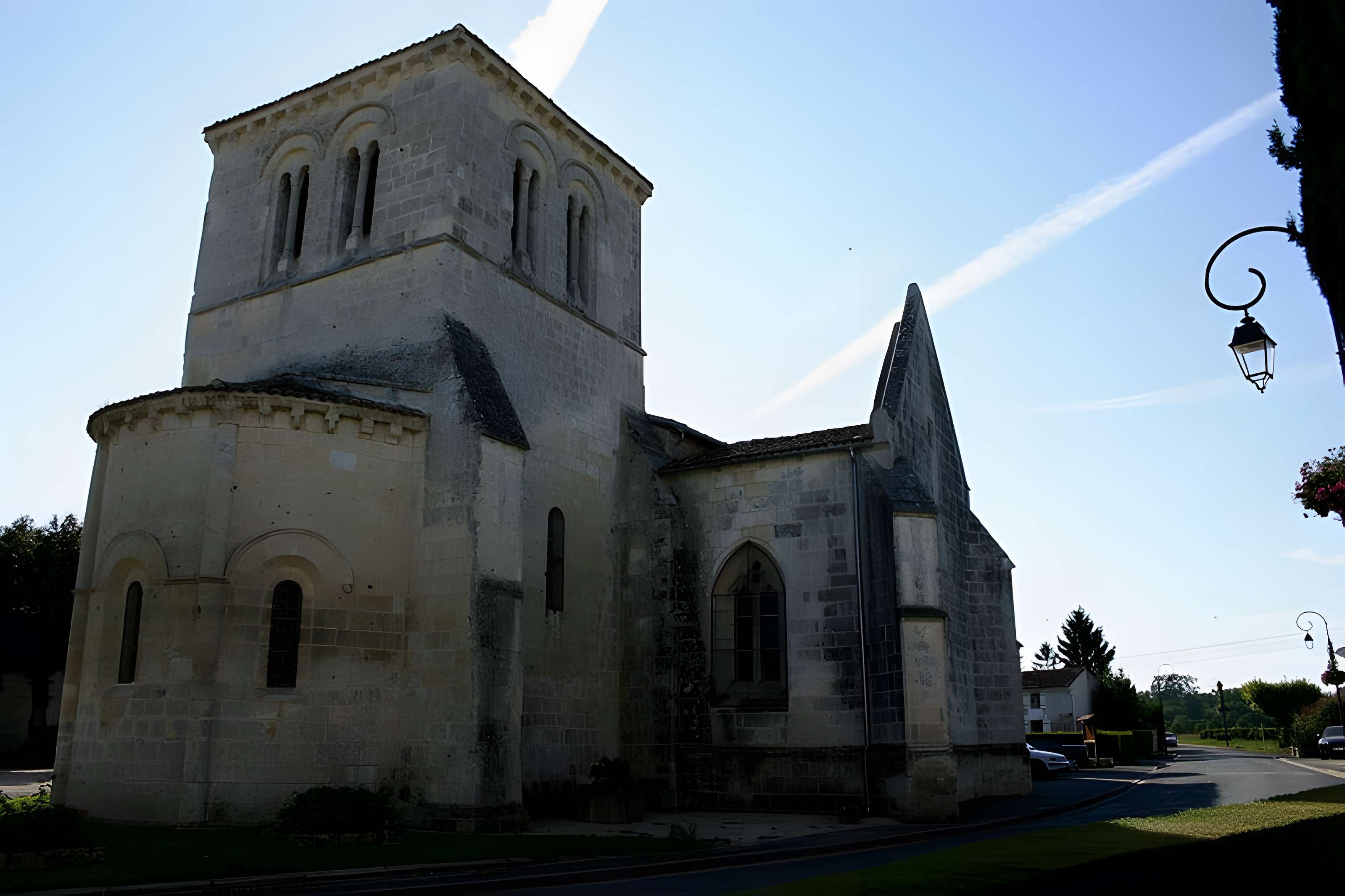 Église Saint-Martin de Courcoury 