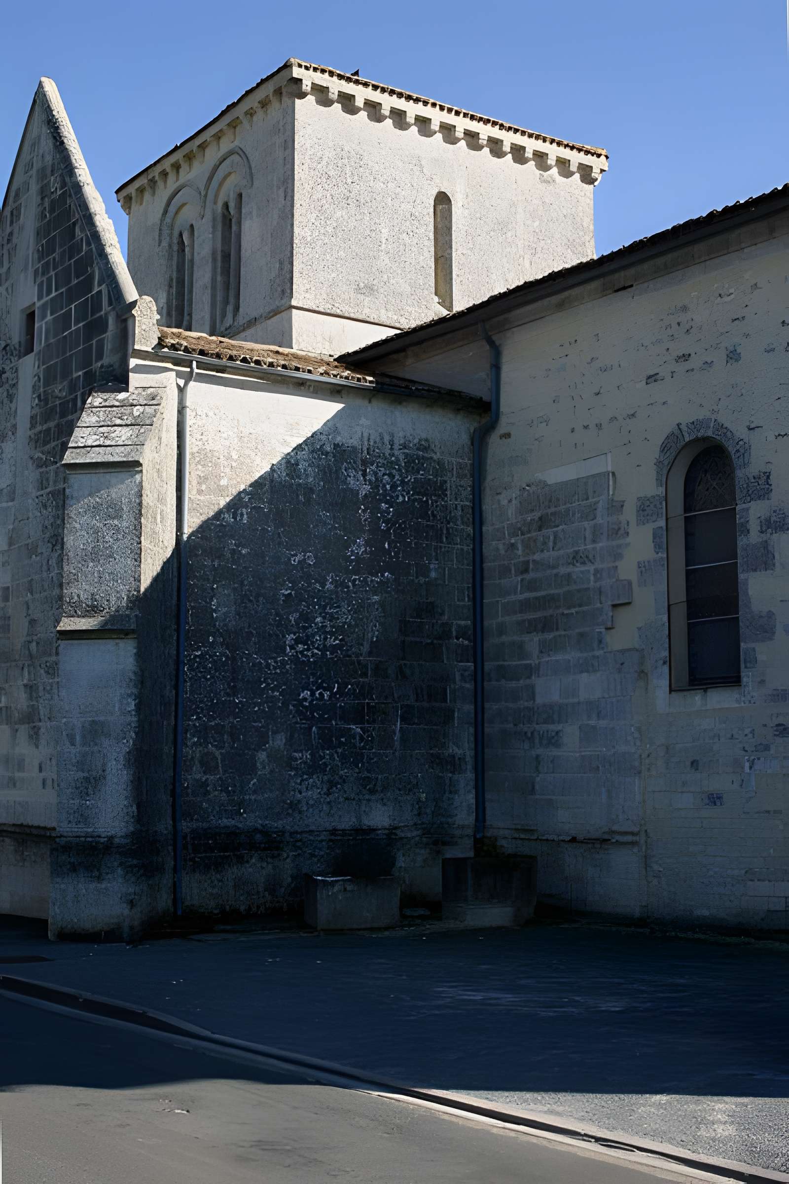 Église Saint-Martin de Courcoury