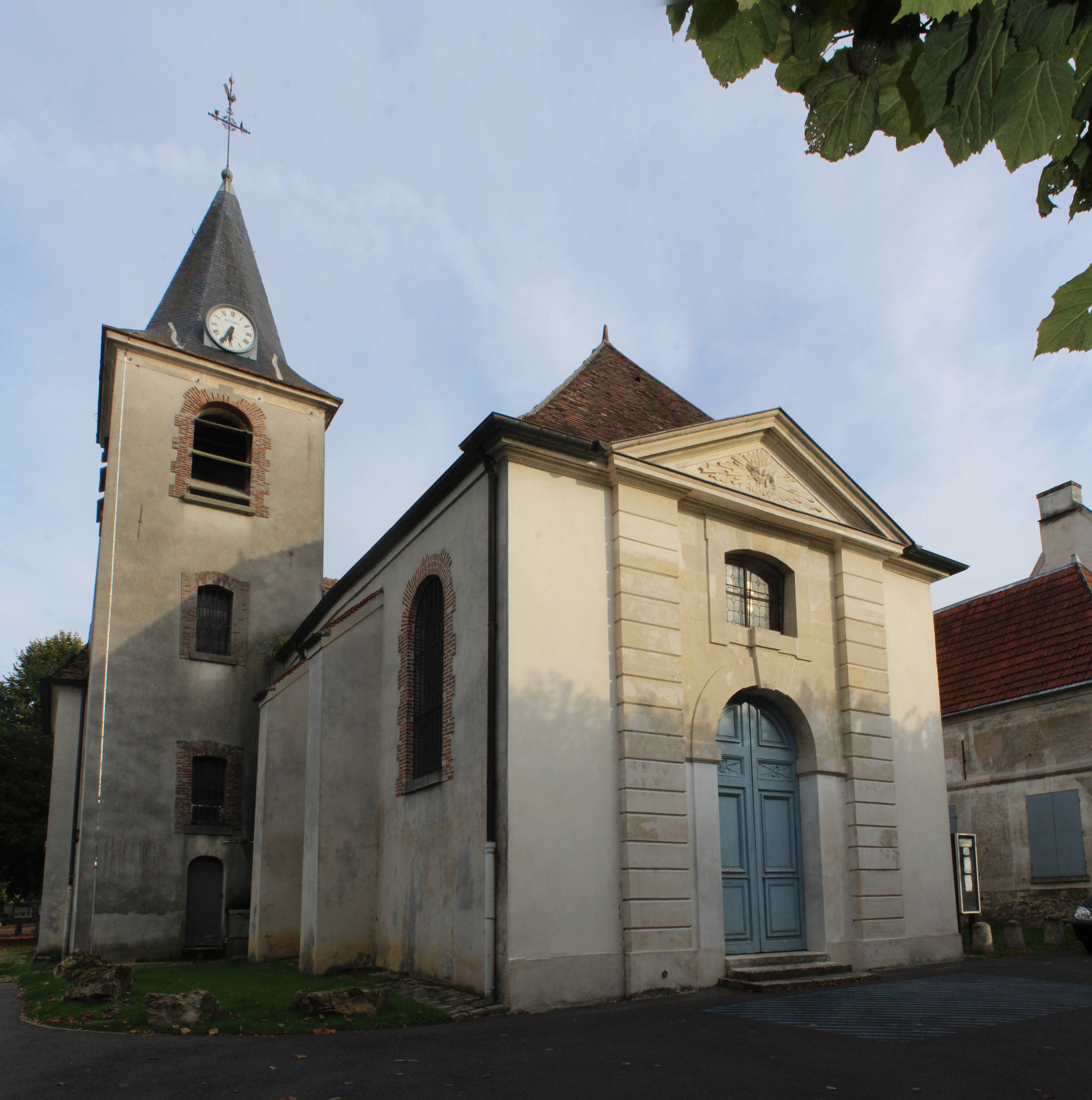 Photo de Kerk van Saint James-le-Majeur de Guermantes