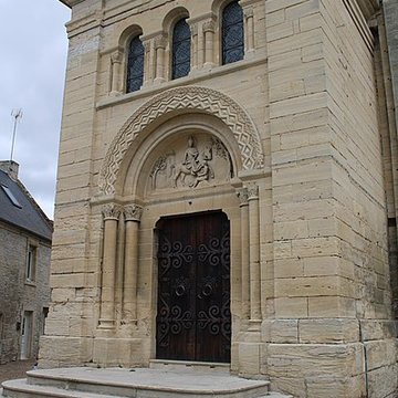 Église Saint-Martin de Creully