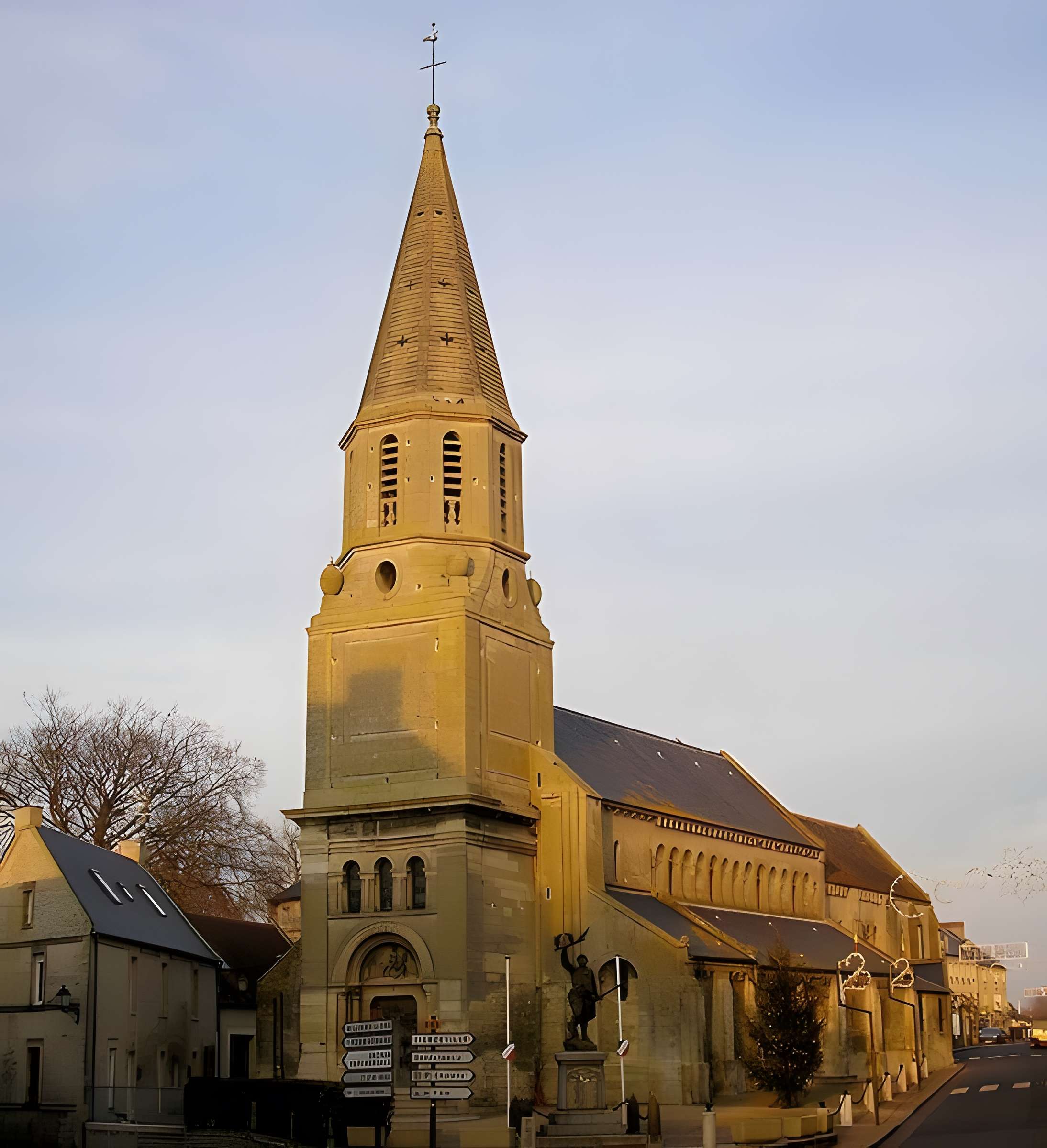 Église Saint-Martin de Creully 