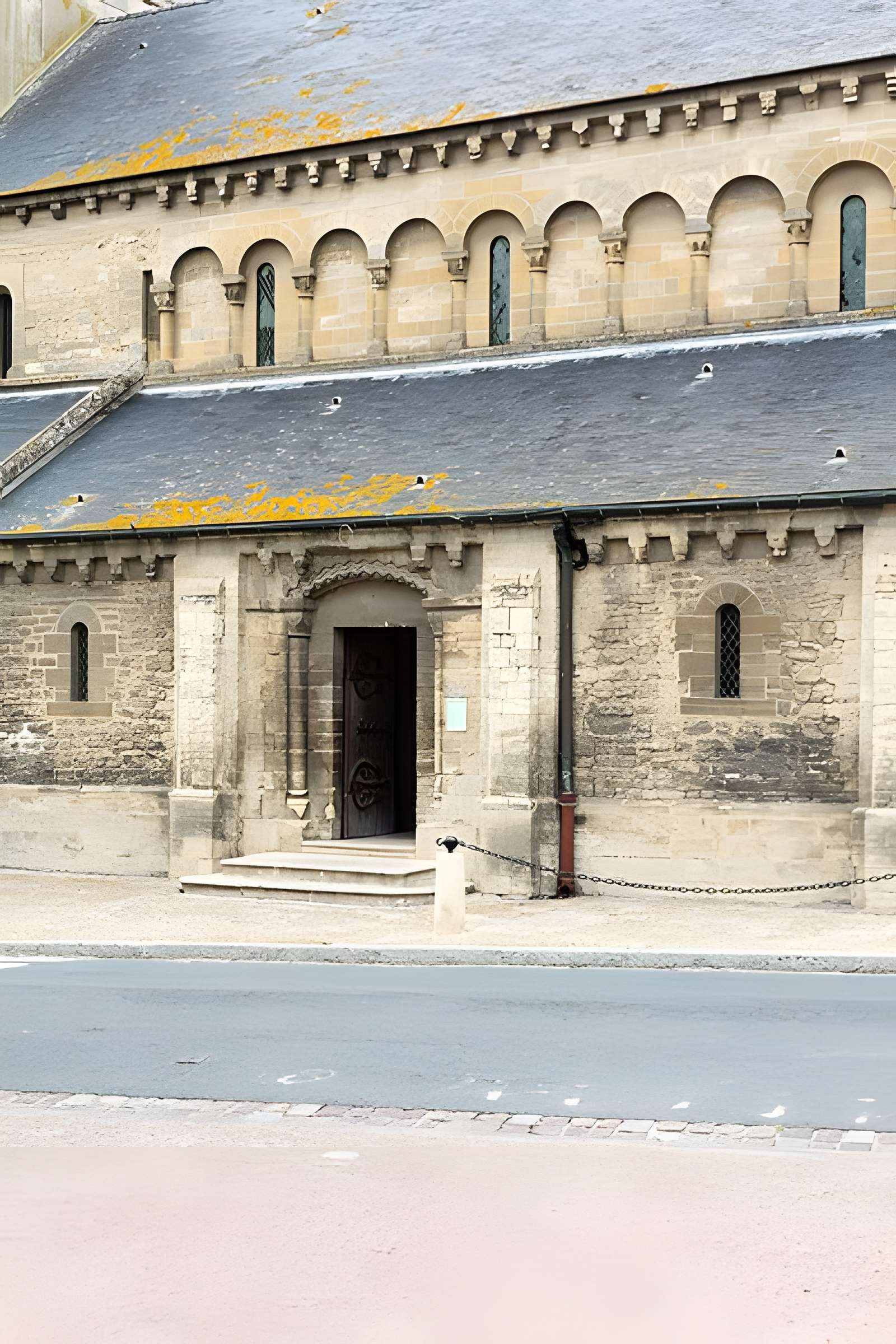 Église Saint-Martin de Creully