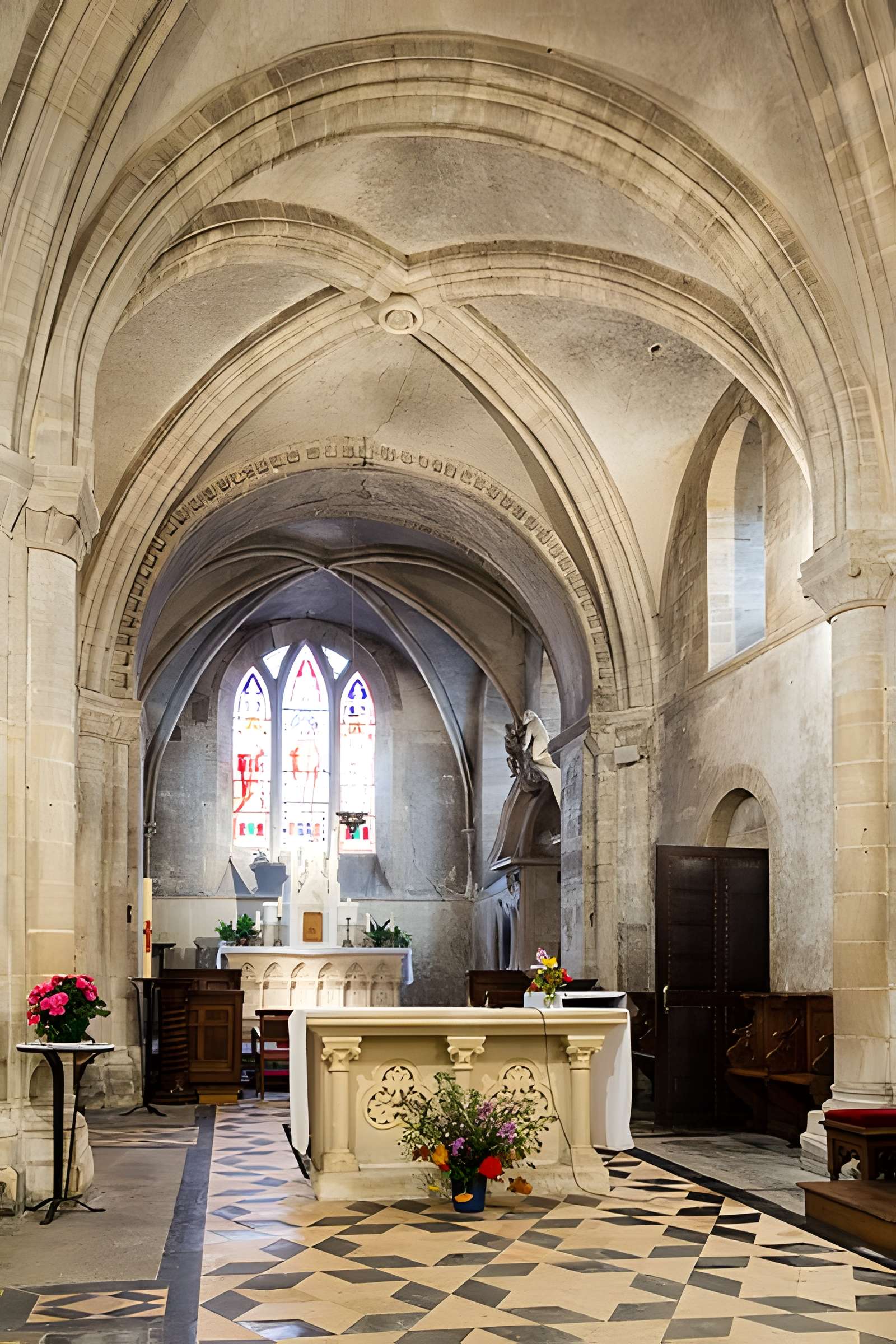 Église Saint-Martin de Creully