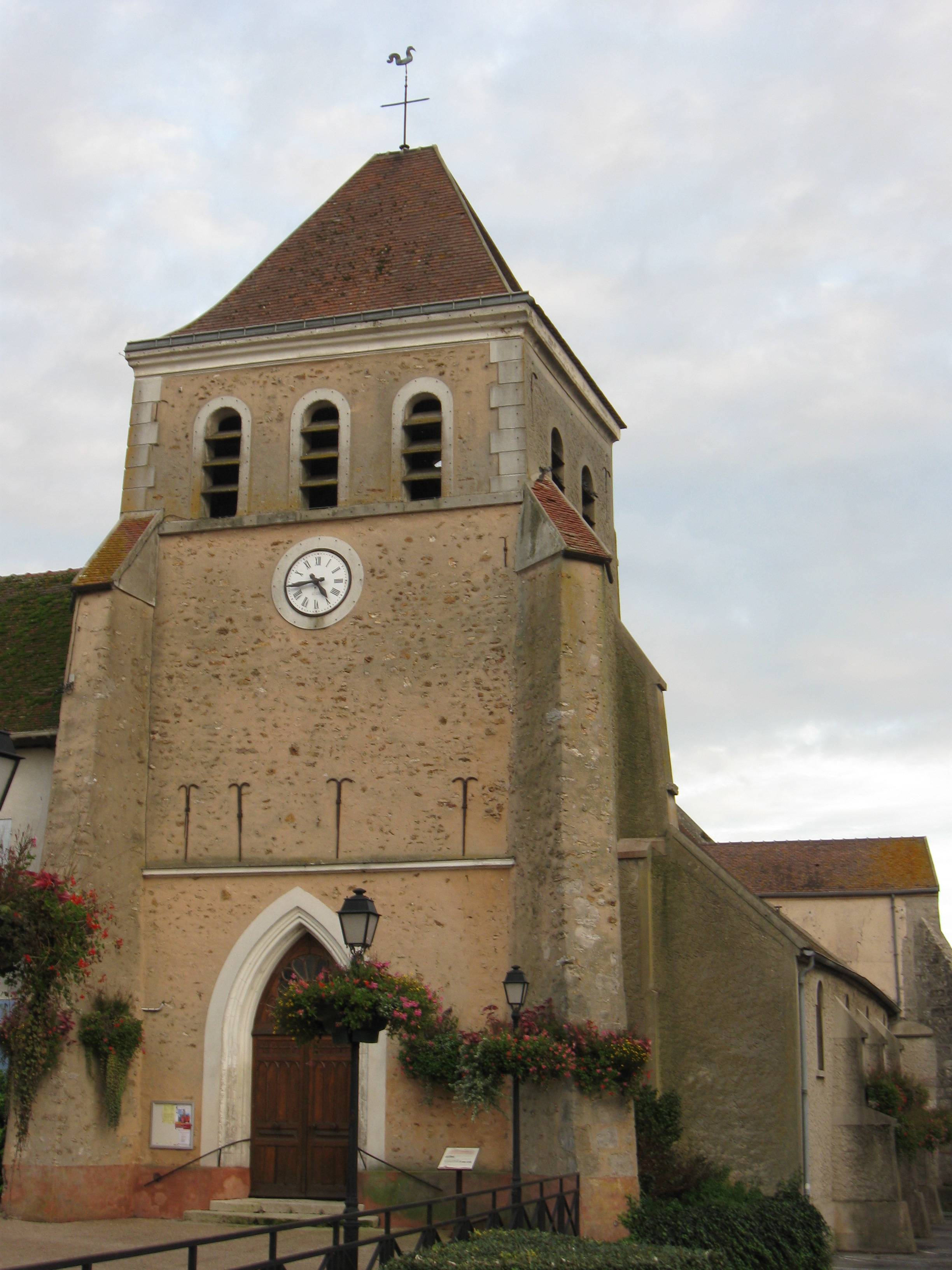Photo de Kirche Saint-Remi de Mouroux