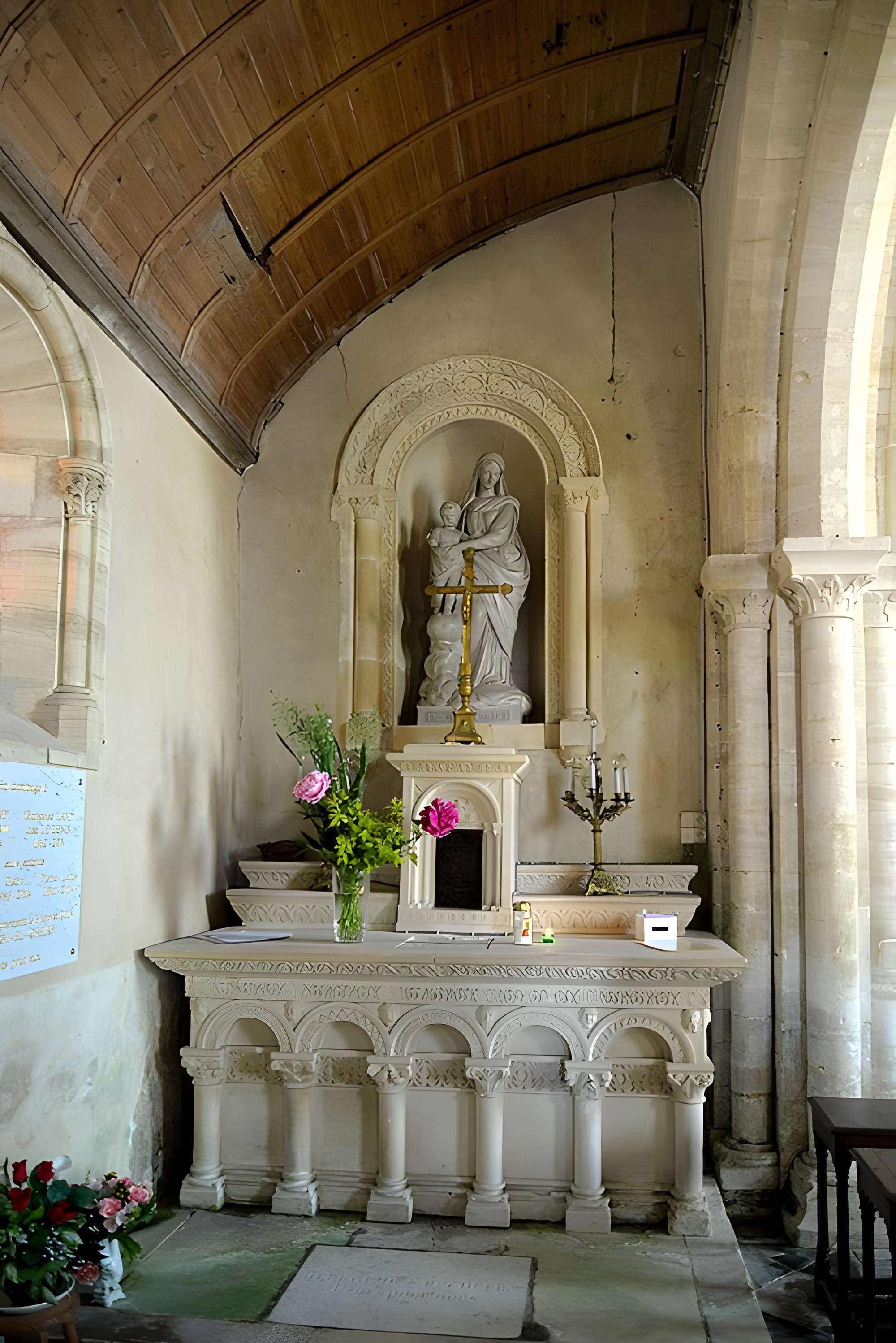 Église Saint-Martin de Formigny