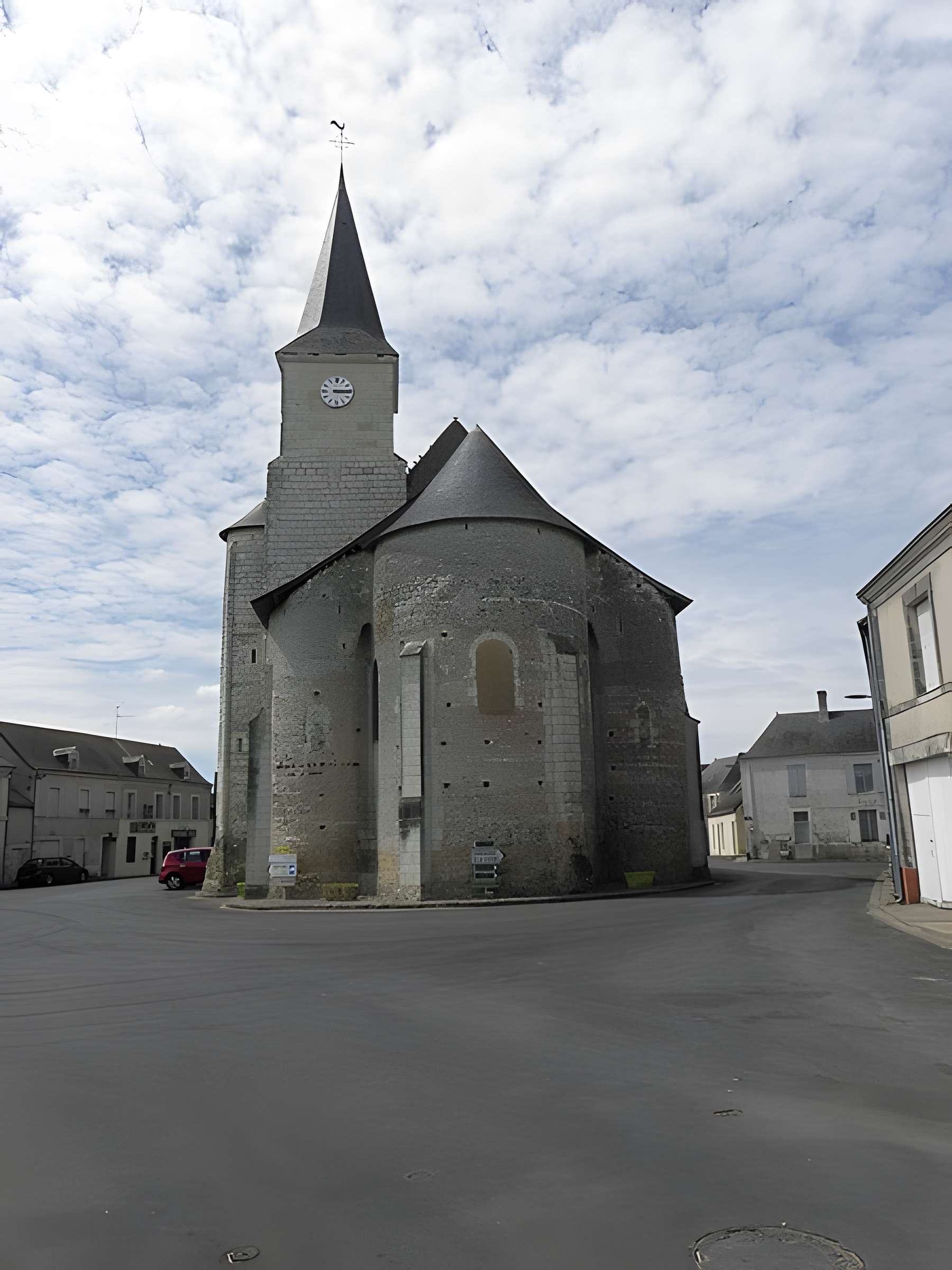 Église Saint-Martin de Genneteil