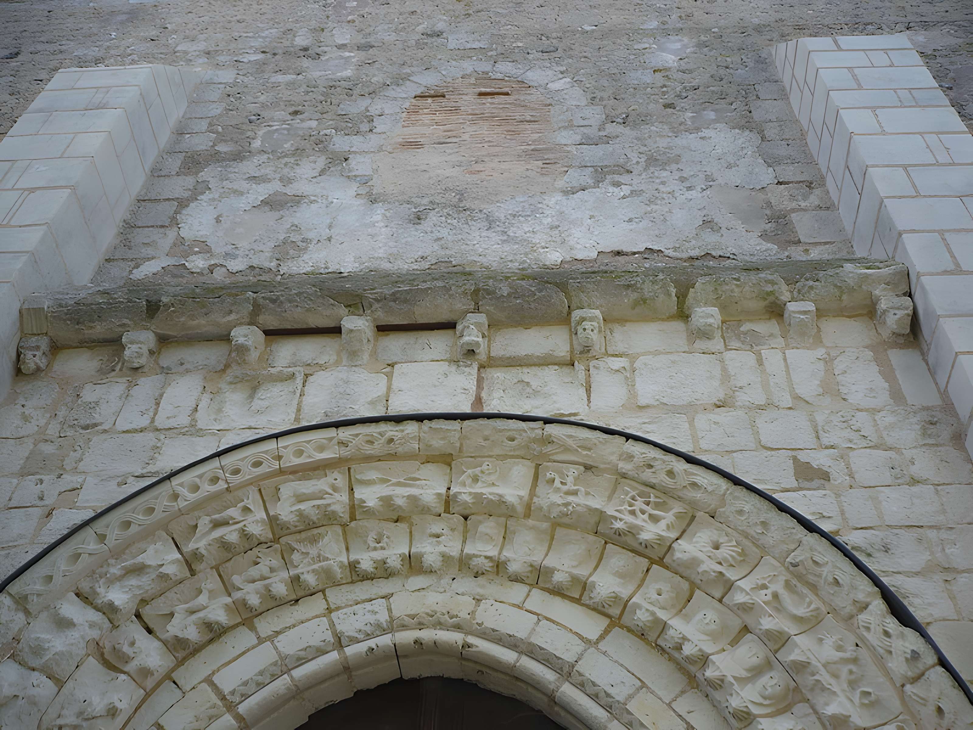 Église Saint-Martin de Genneteil