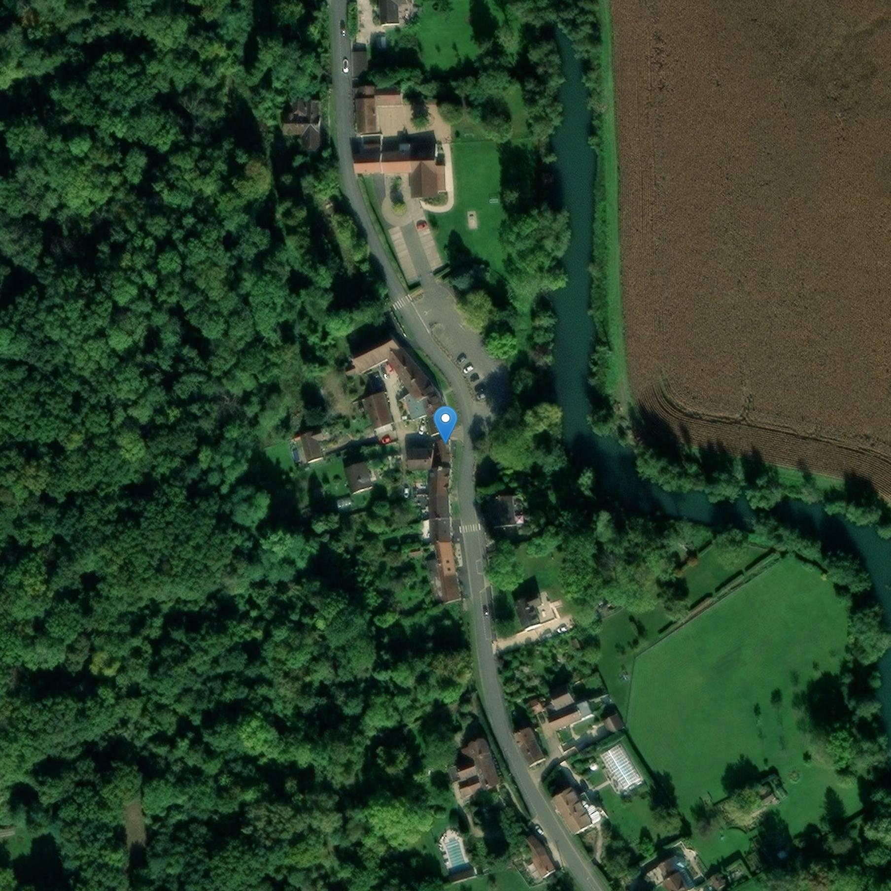 Photo de Saint-Leu de Tigeaux Church