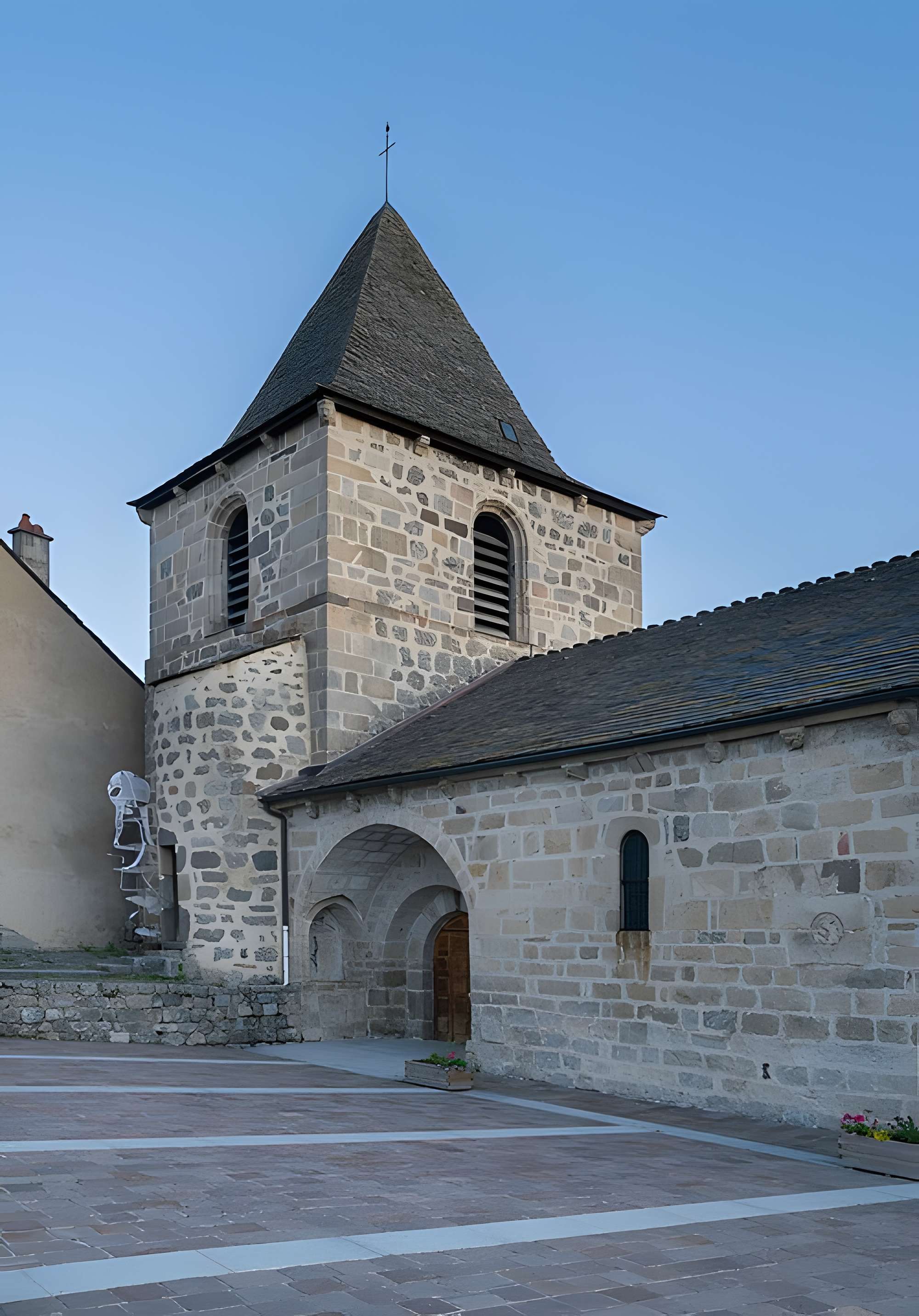 Église Saint-Martin de Grandrieu