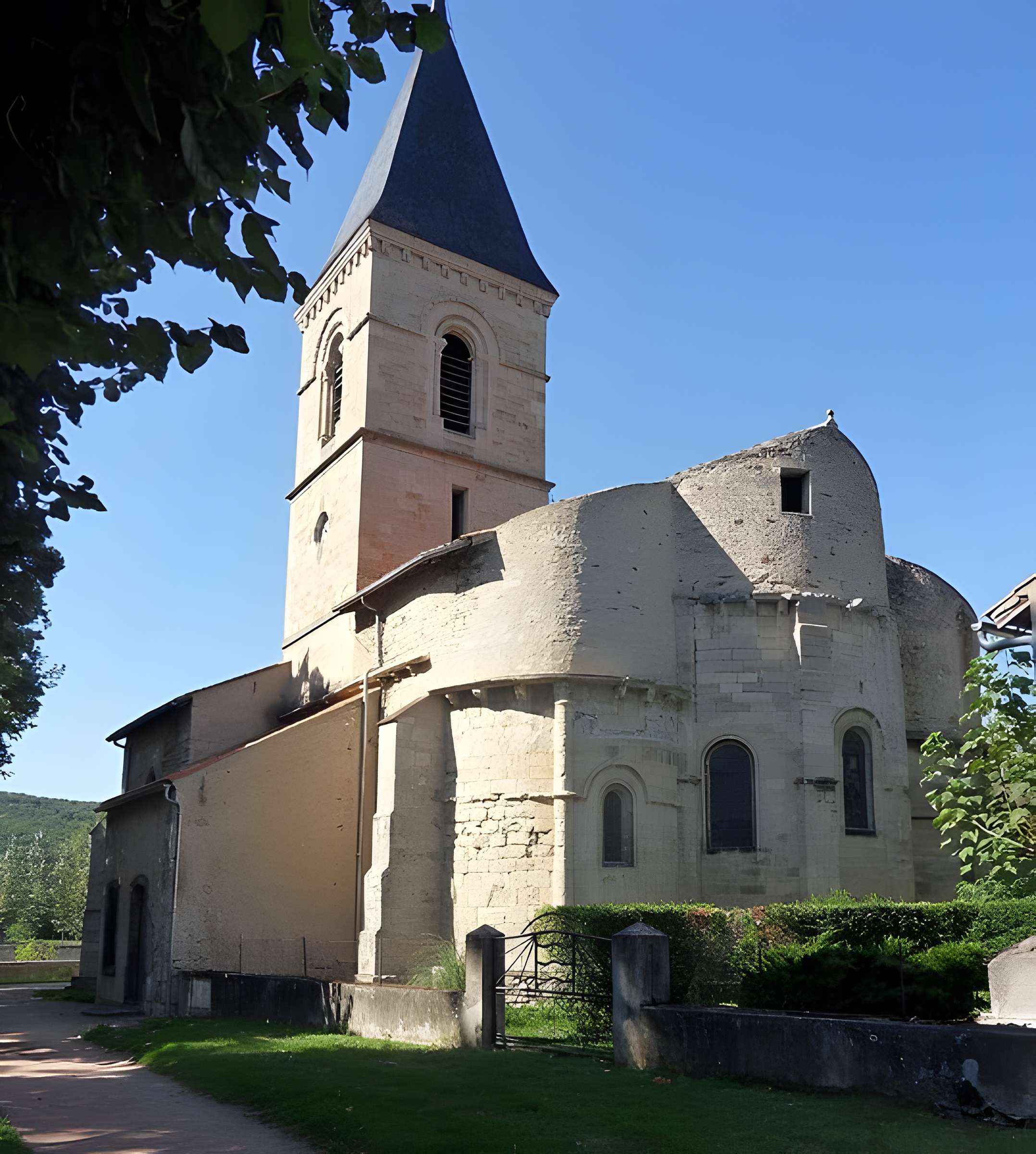 Église Saint-Martin de Jenzat 