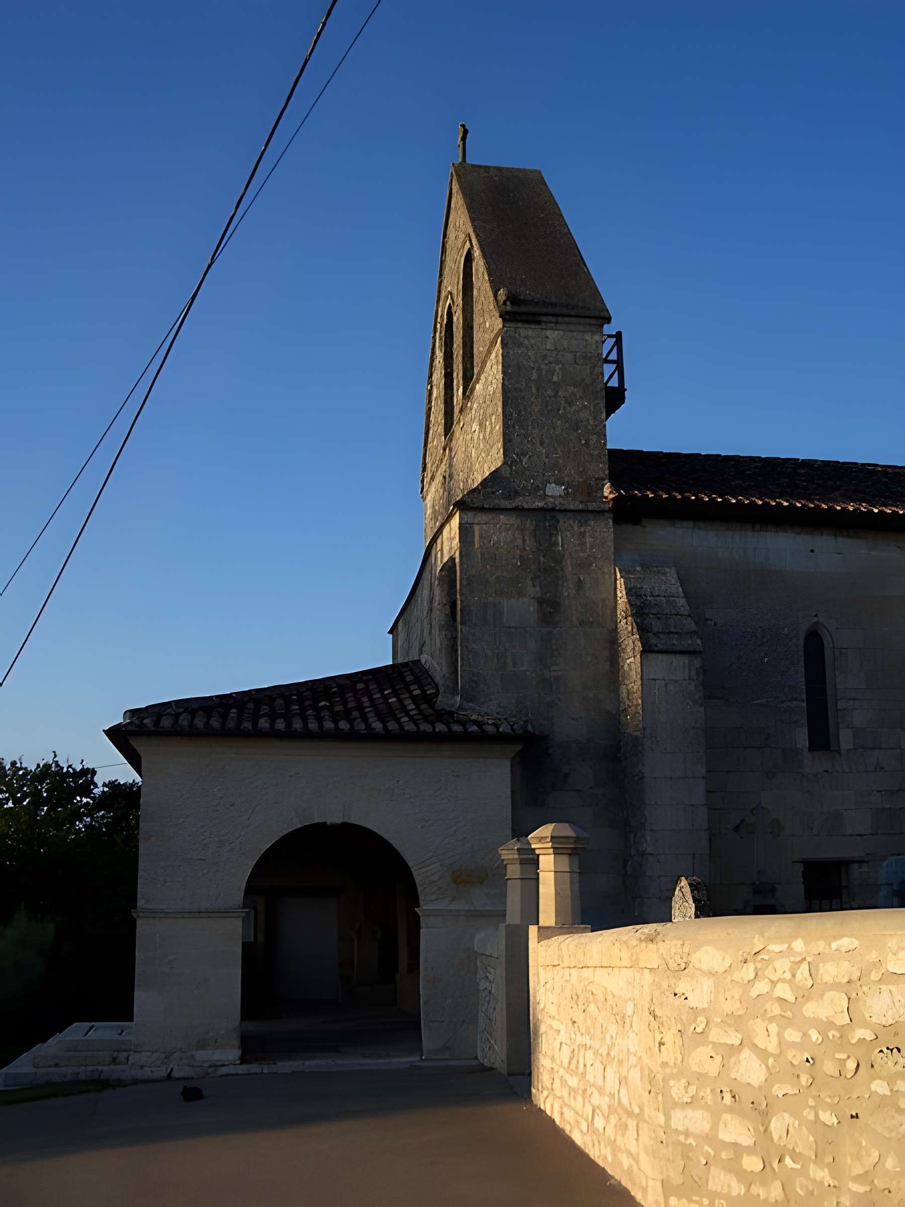 Église Saint-Martin de Jugazan