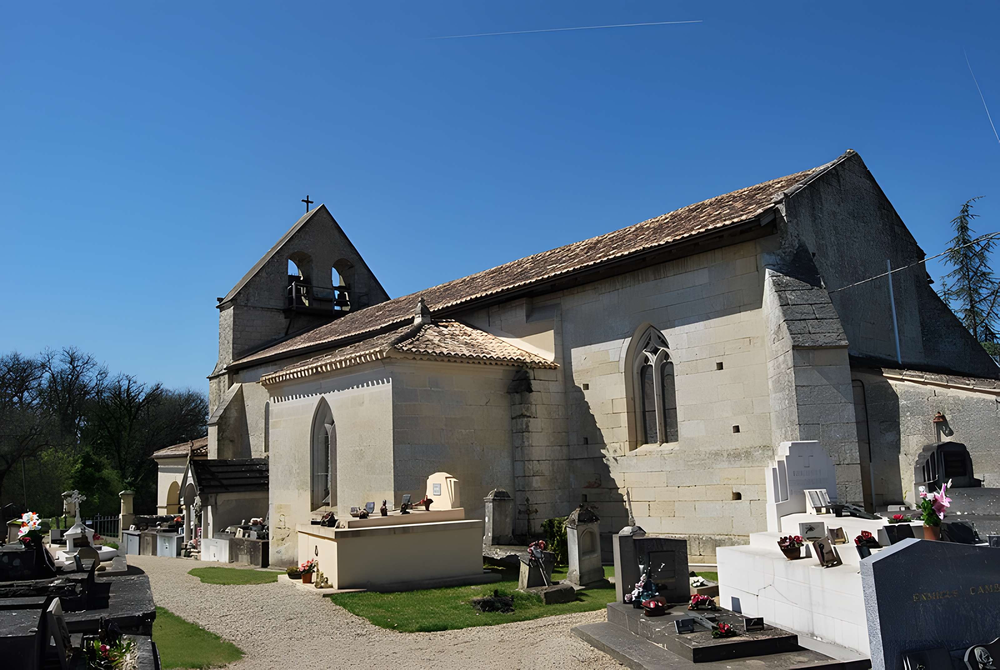 Église Saint-Martin de Jugazan
