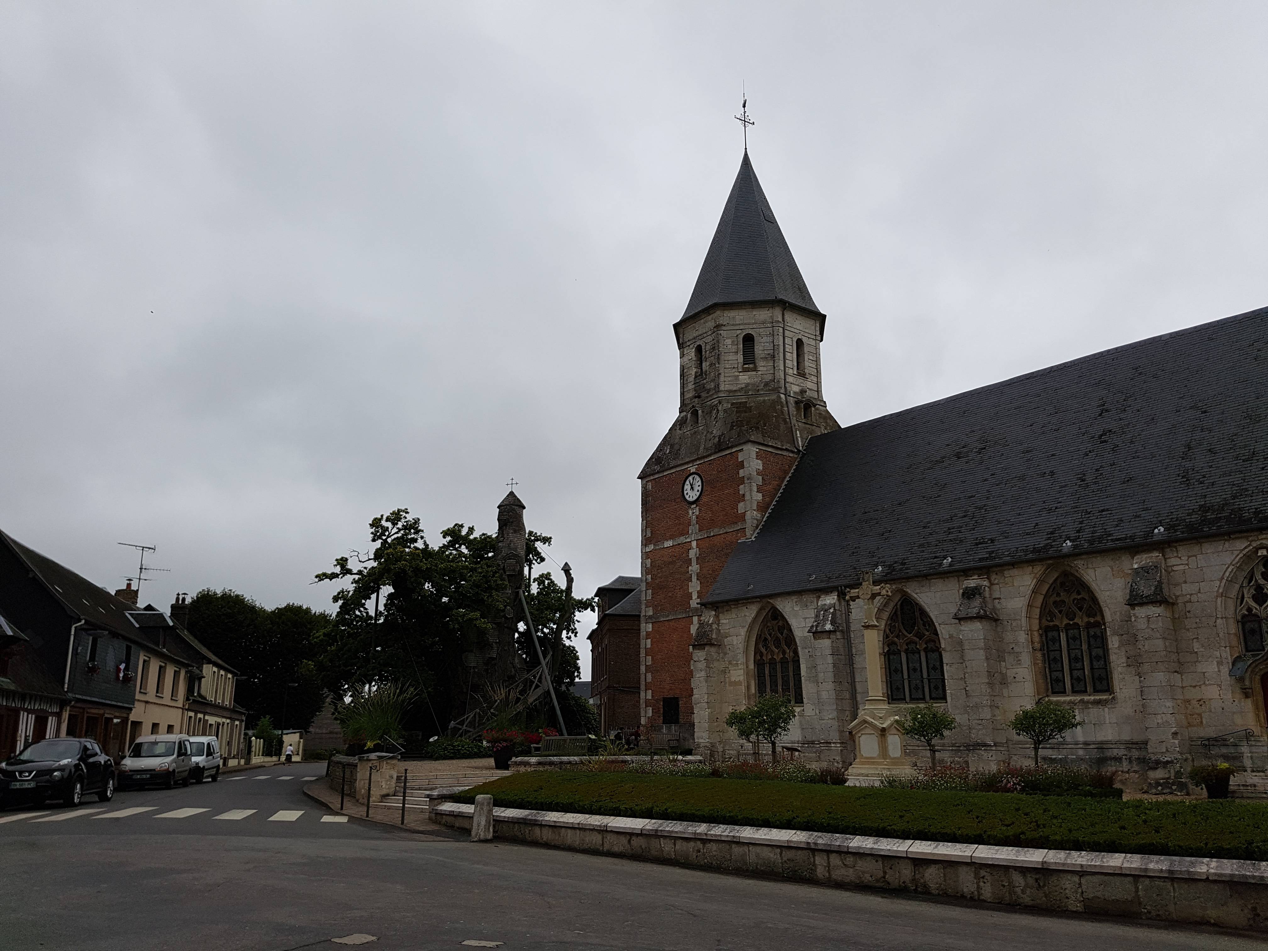 Photo de Church of Saint Quentin d'Allouville