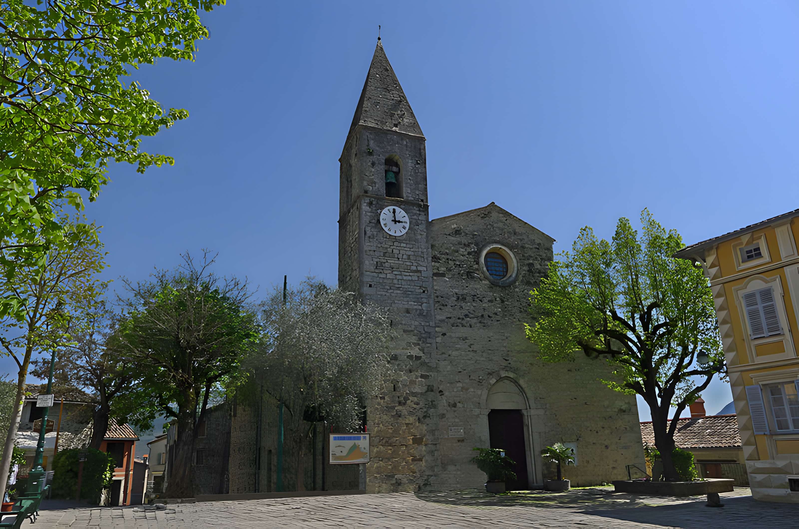 Église Saint-Martin de La Tour